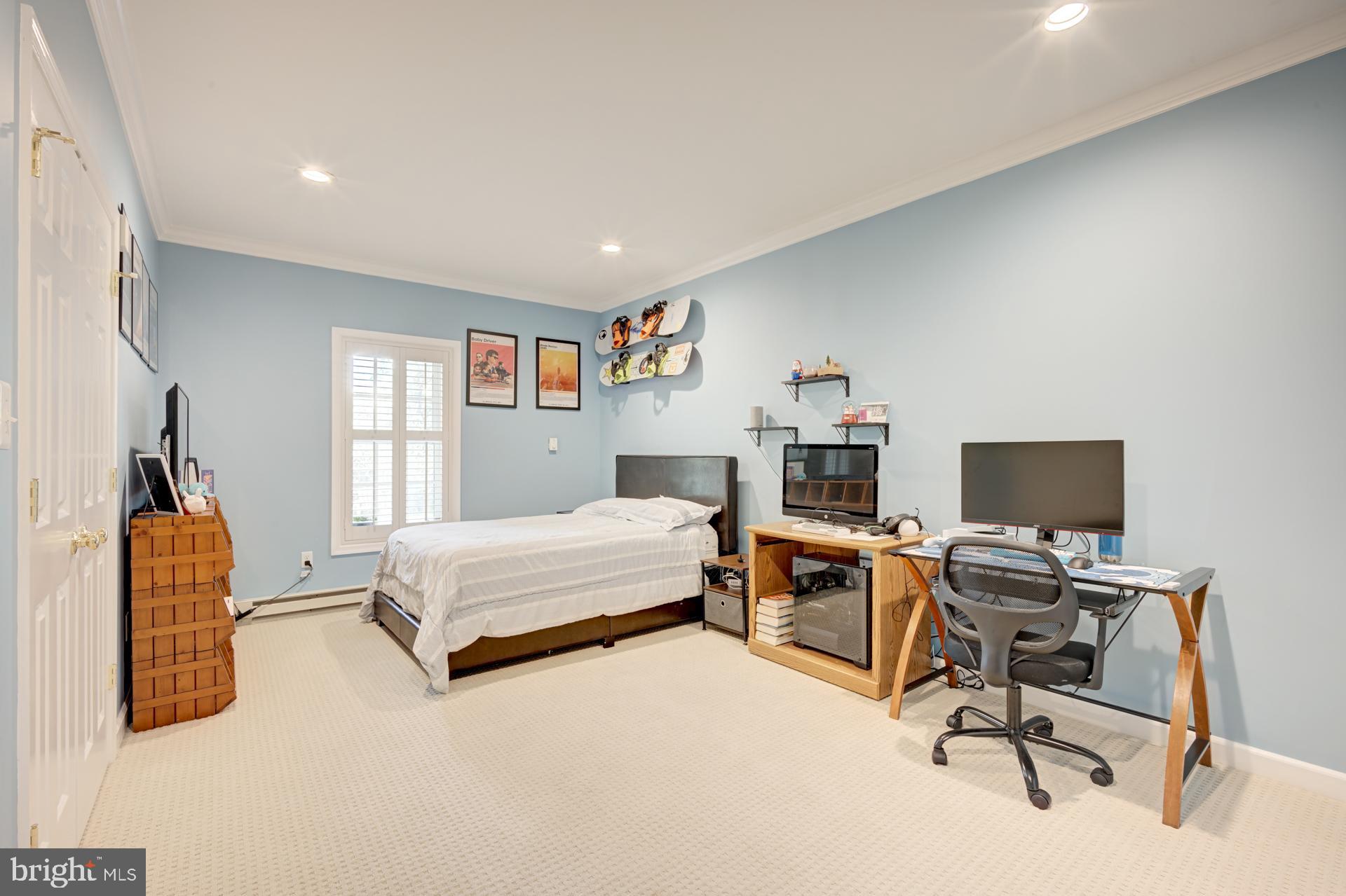 BATTERY HEIGHTS - Residential