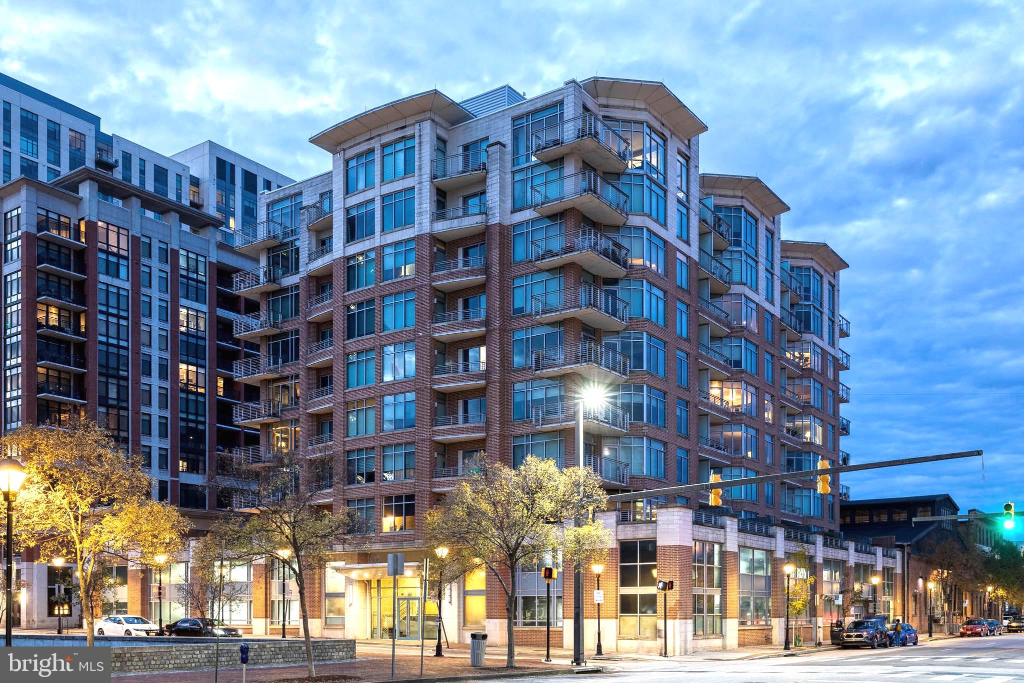 HARBOR EAST - Residential