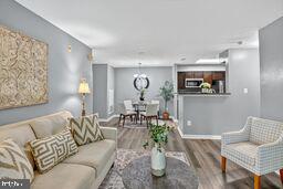 LARGO TOWN CENTER CONDOMINIUMS - Residential