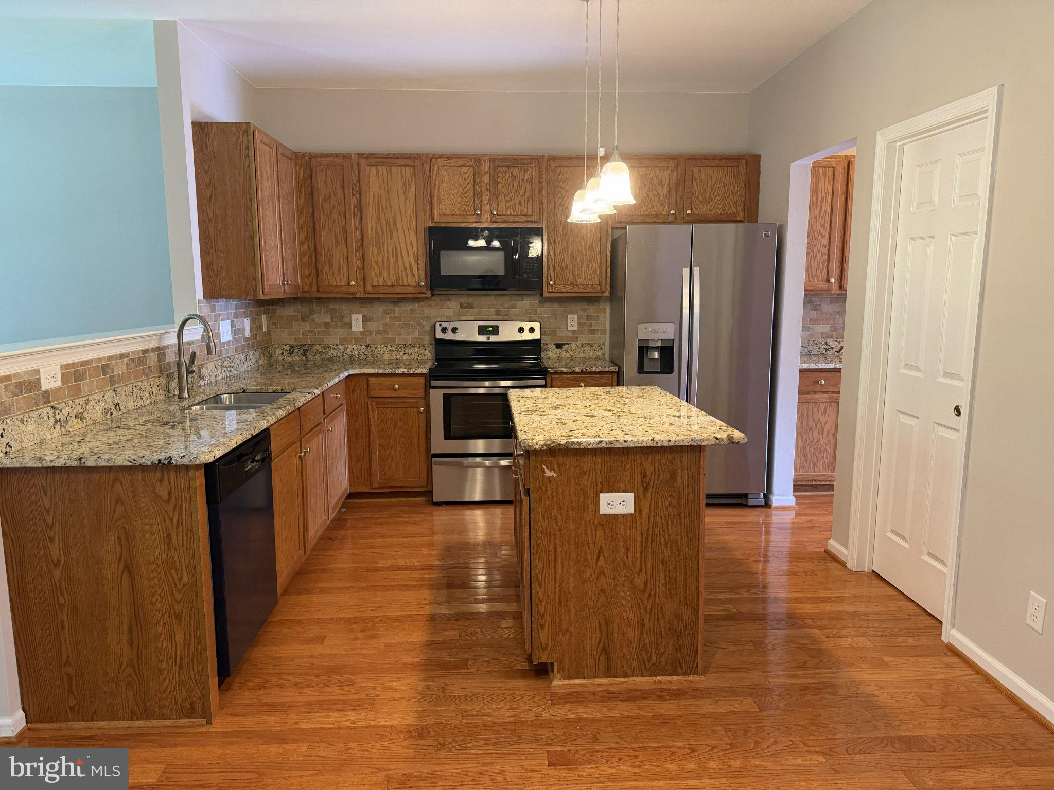 278 YORKTOWN COURT
