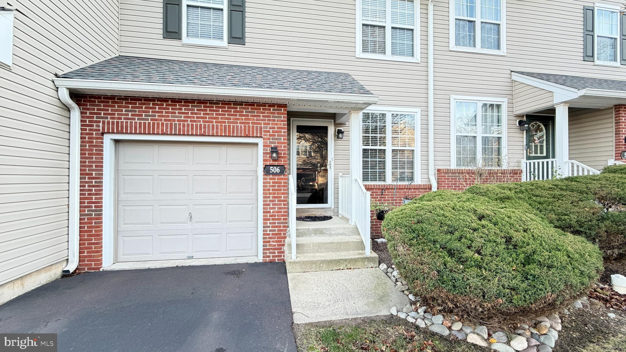 PROVIDENCE VIEW - Residential Lease