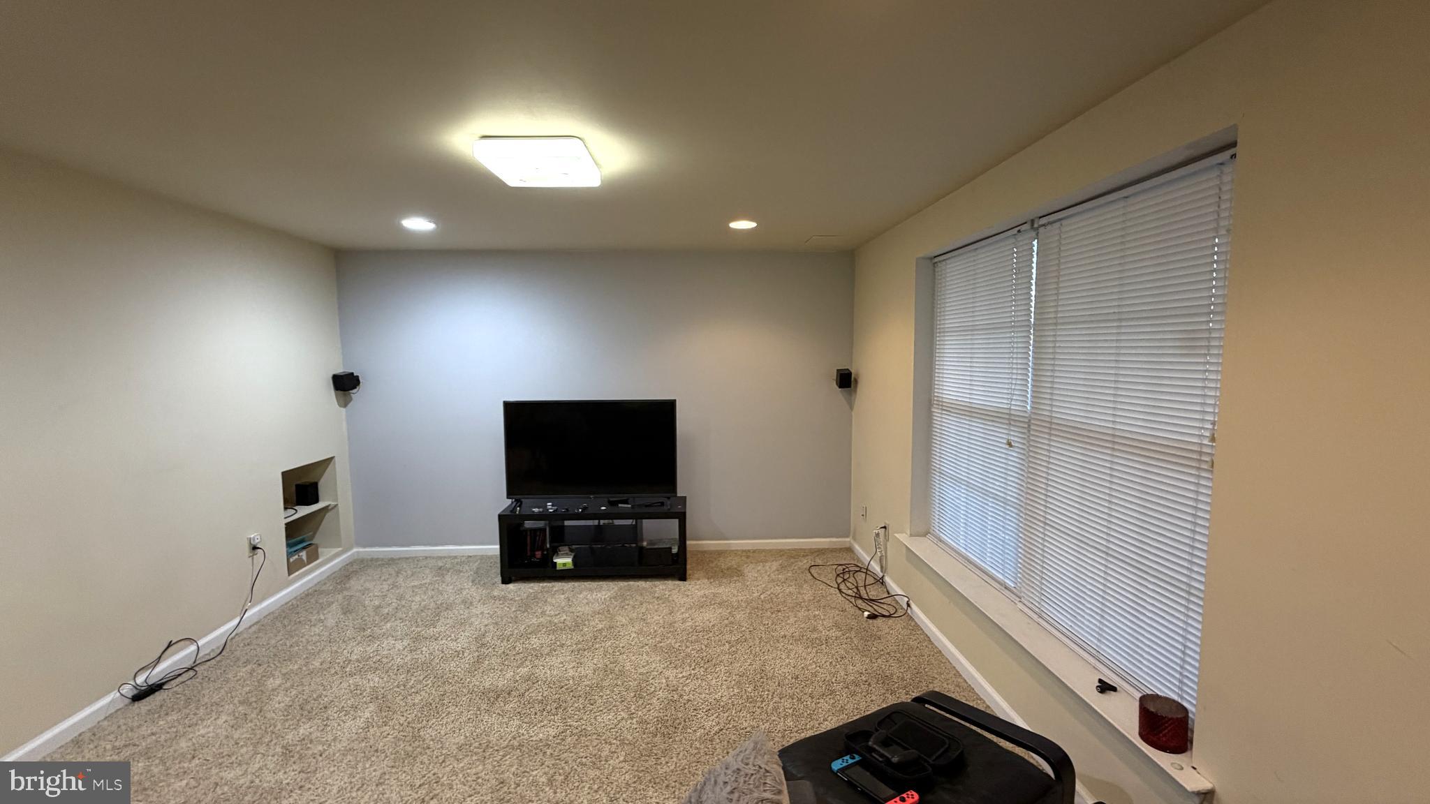 PROVIDENCE VIEW - Residential Lease