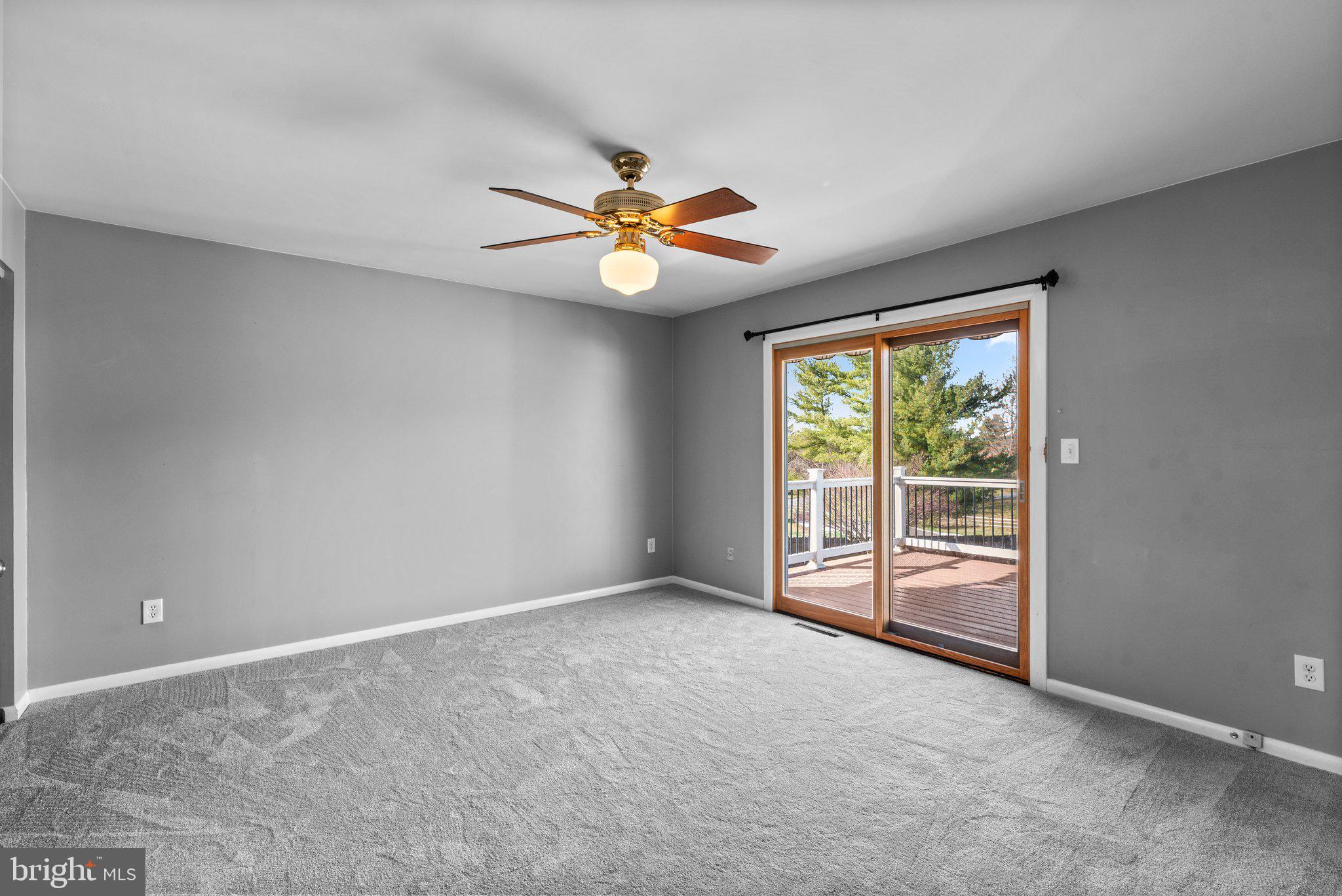 GREEN FIELD - Residential Lease