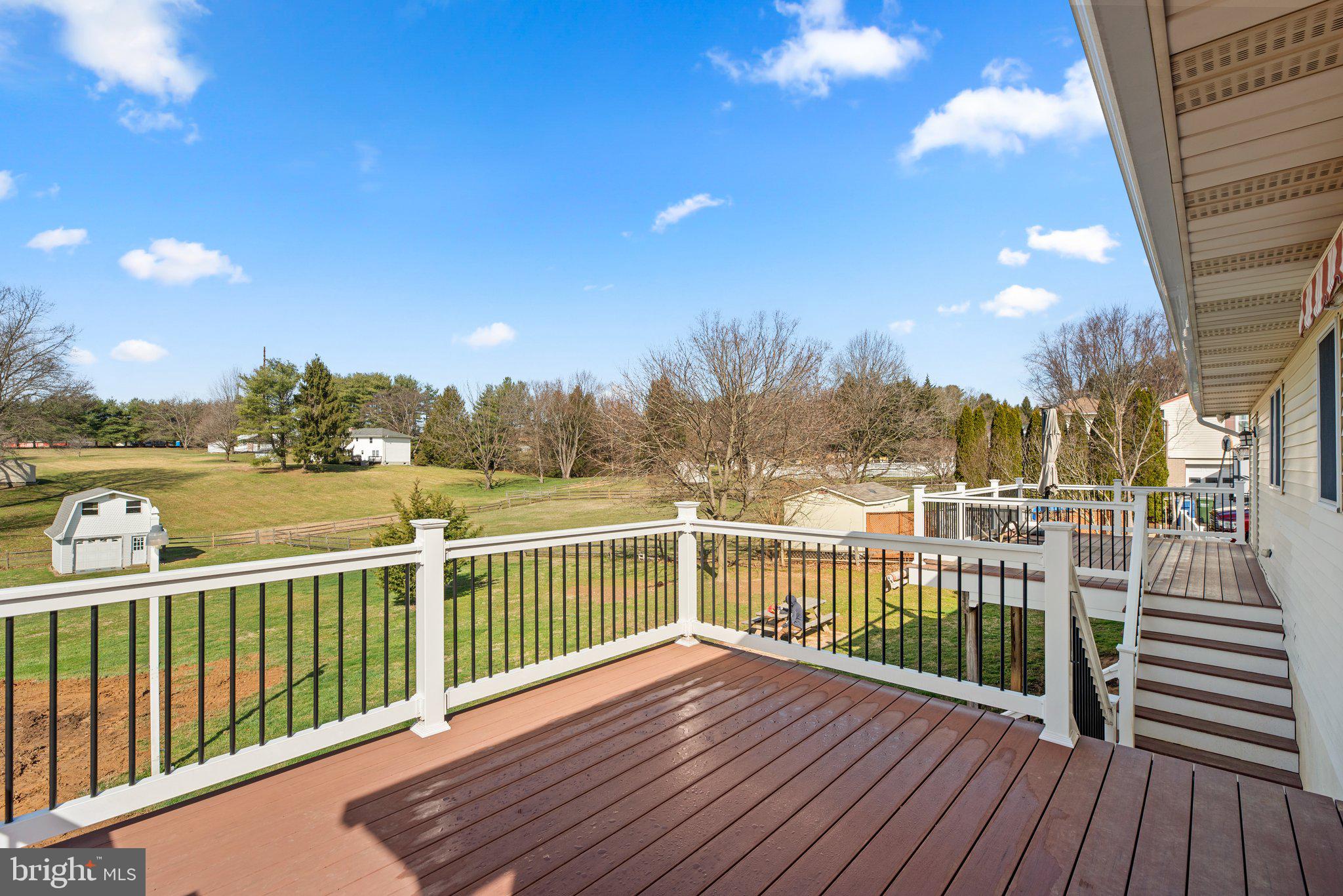 GREEN FIELD - Residential Lease