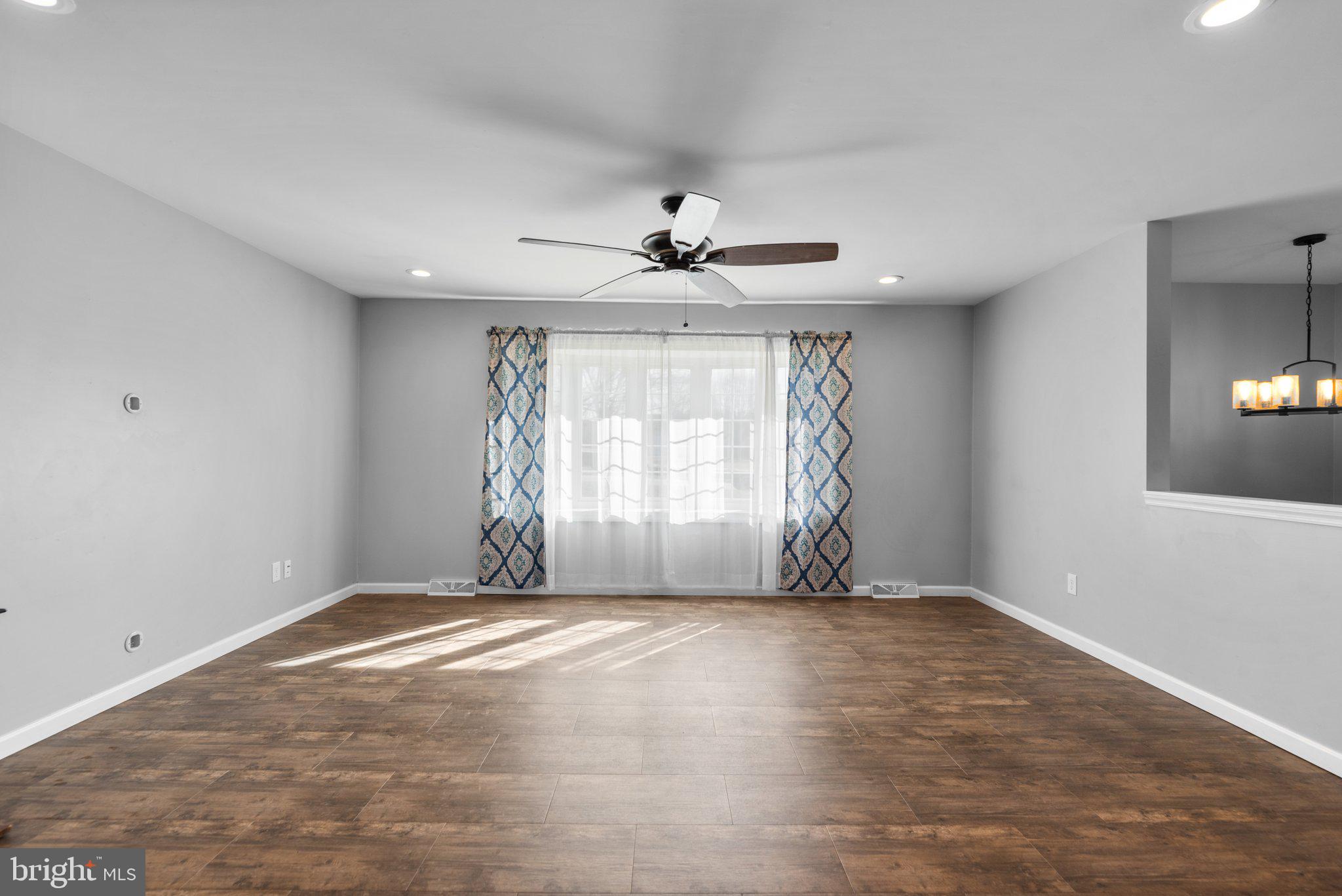 GREEN FIELD - Residential Lease