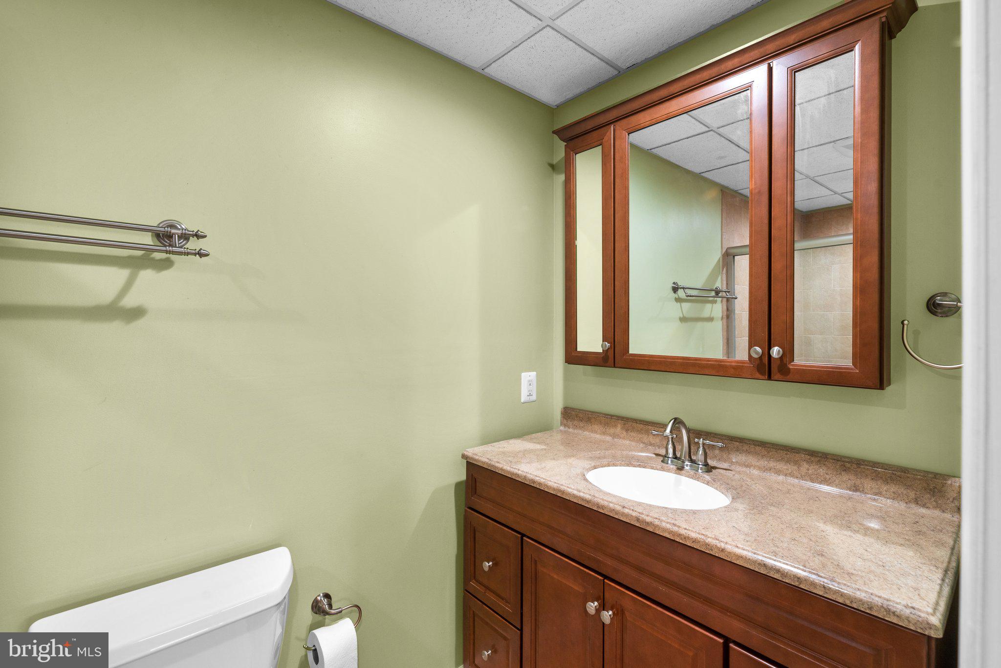 GREEN FIELD - Residential Lease