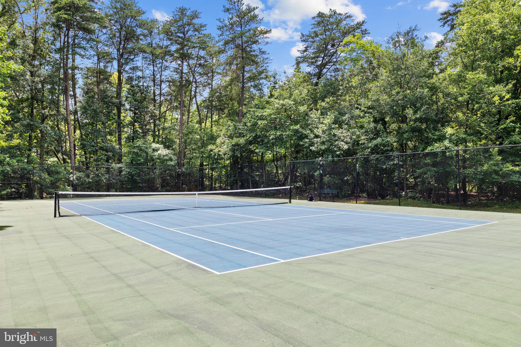 JAPONICA - Residential