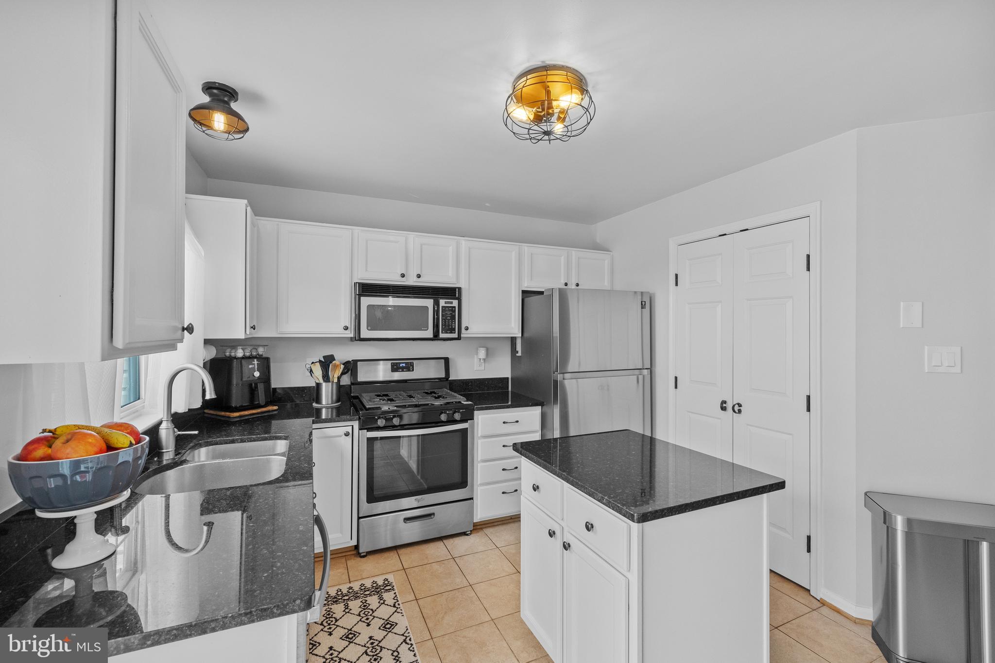 JAPONICA - Residential