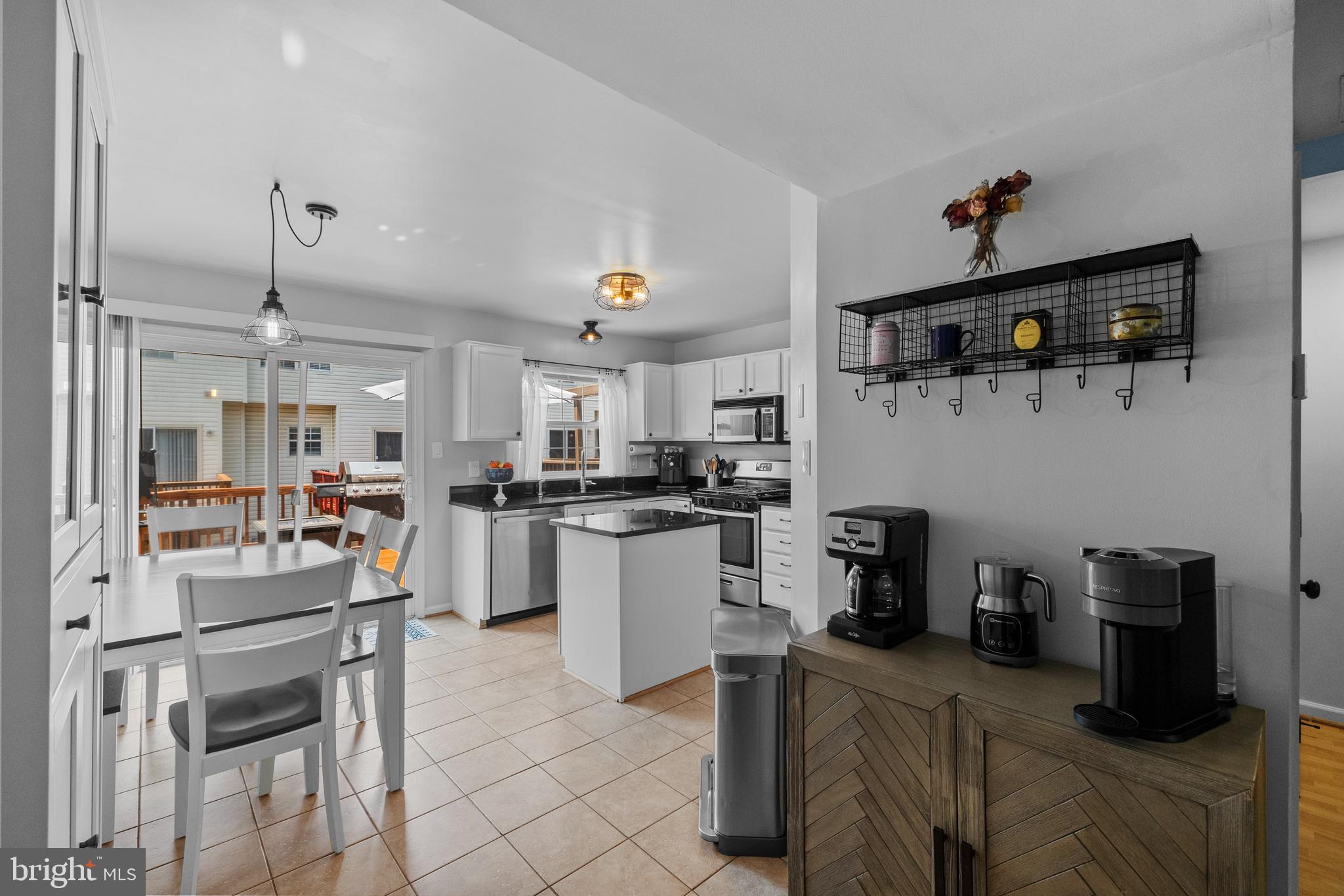 JAPONICA - Residential