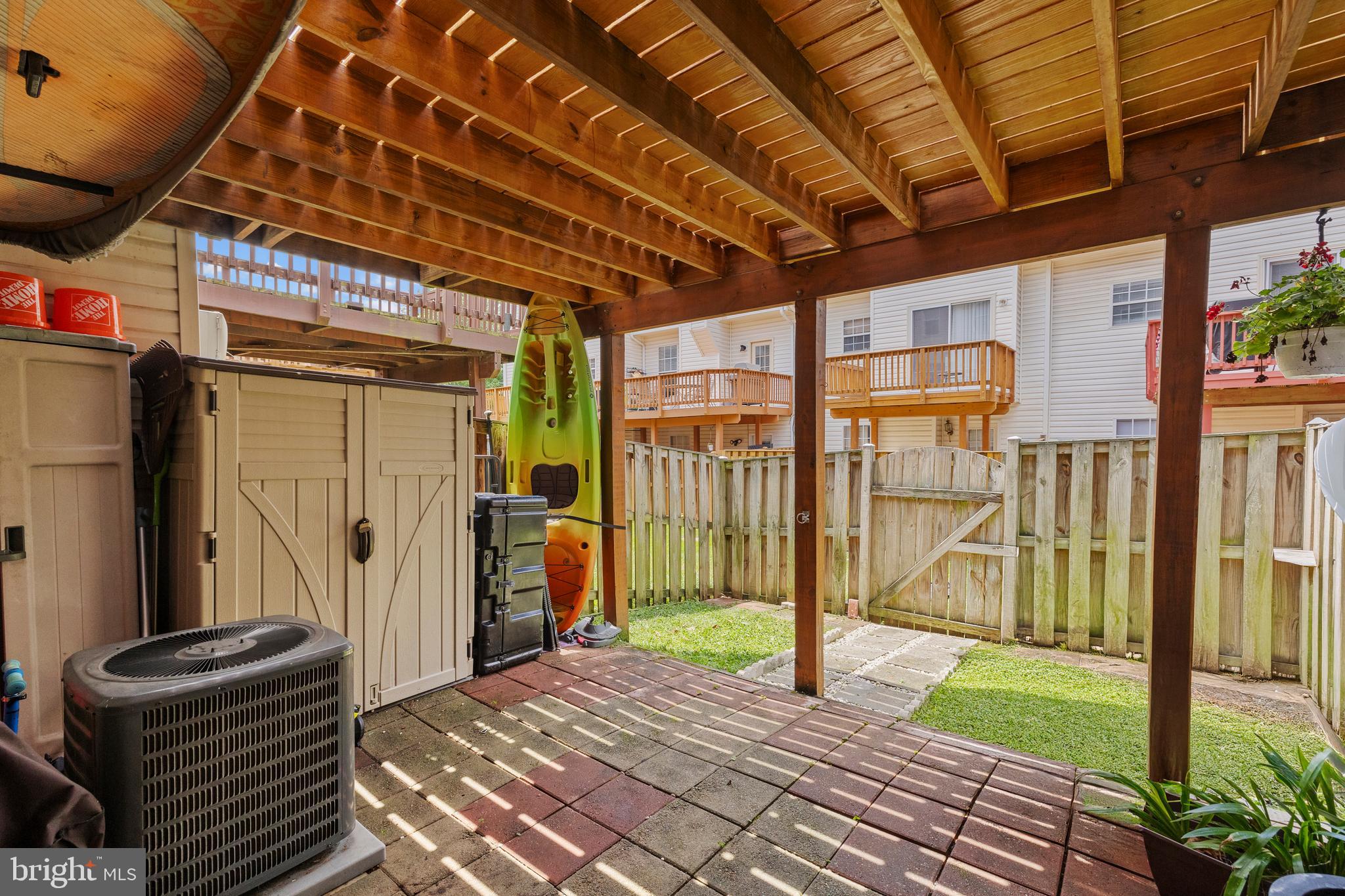 JAPONICA - Residential