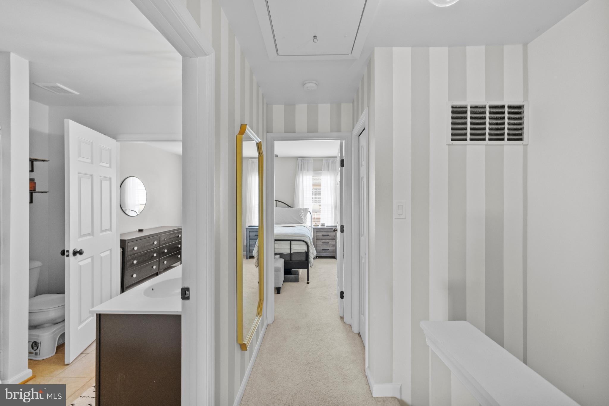 JAPONICA - Residential