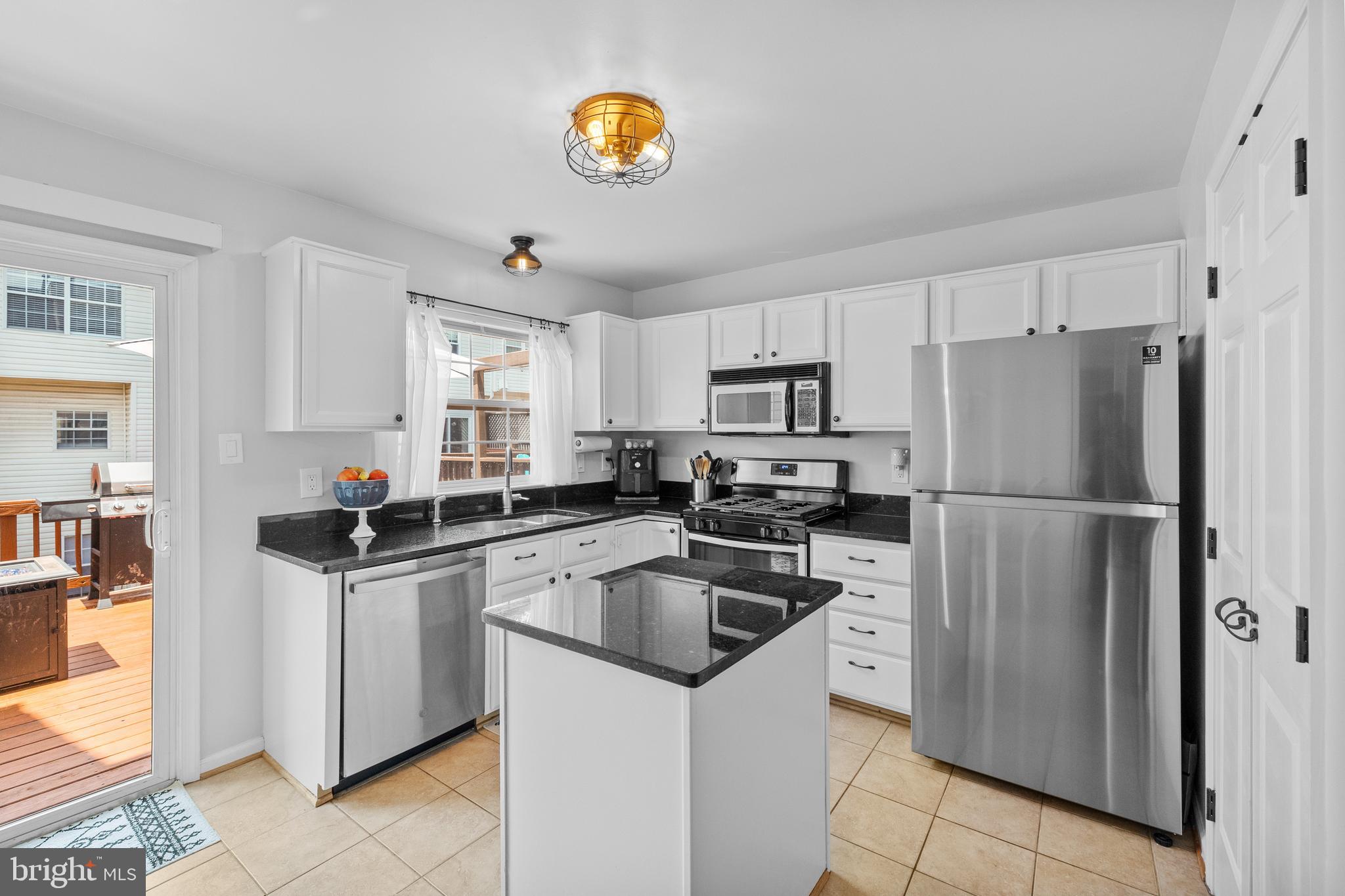 JAPONICA - Residential