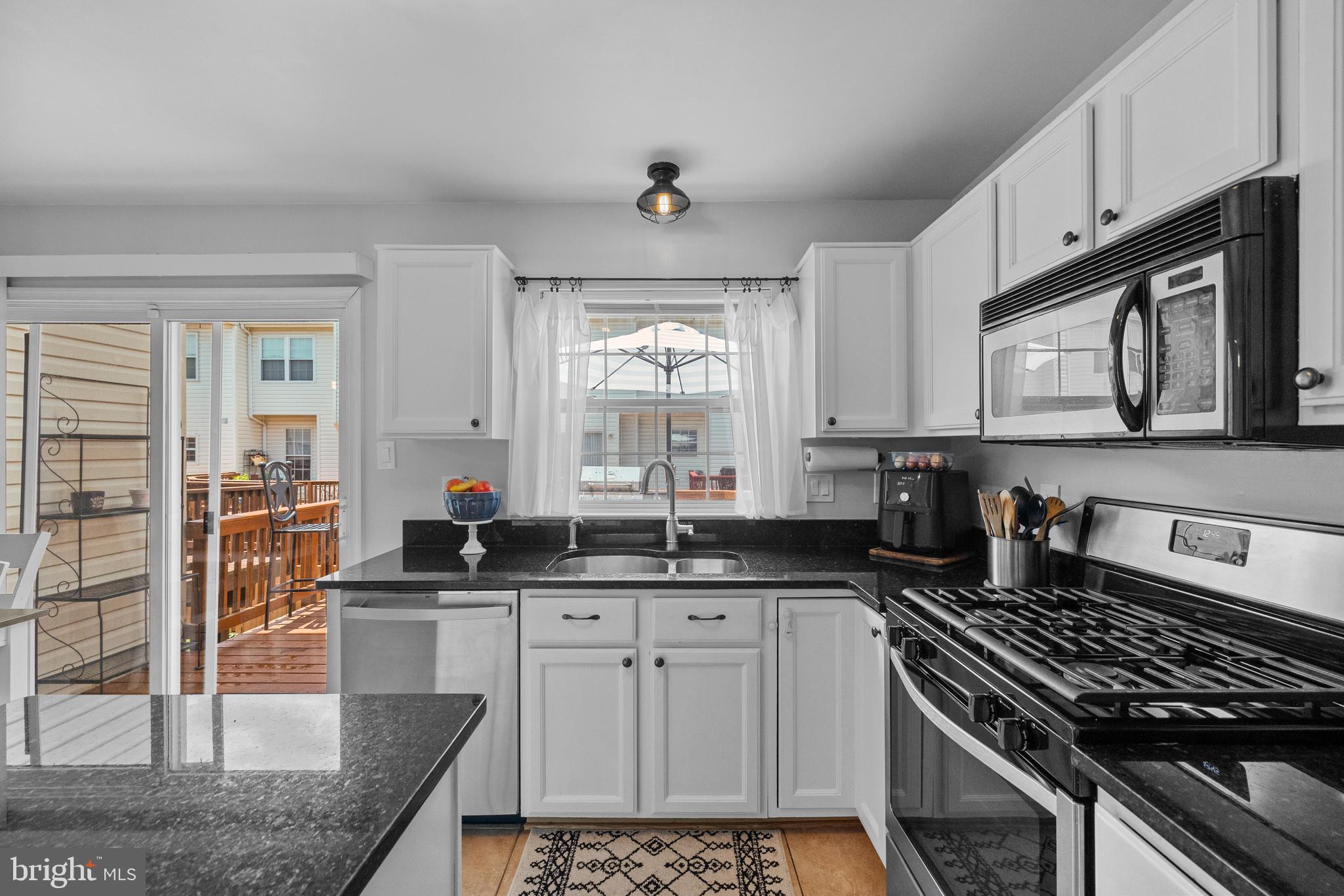 JAPONICA - Residential