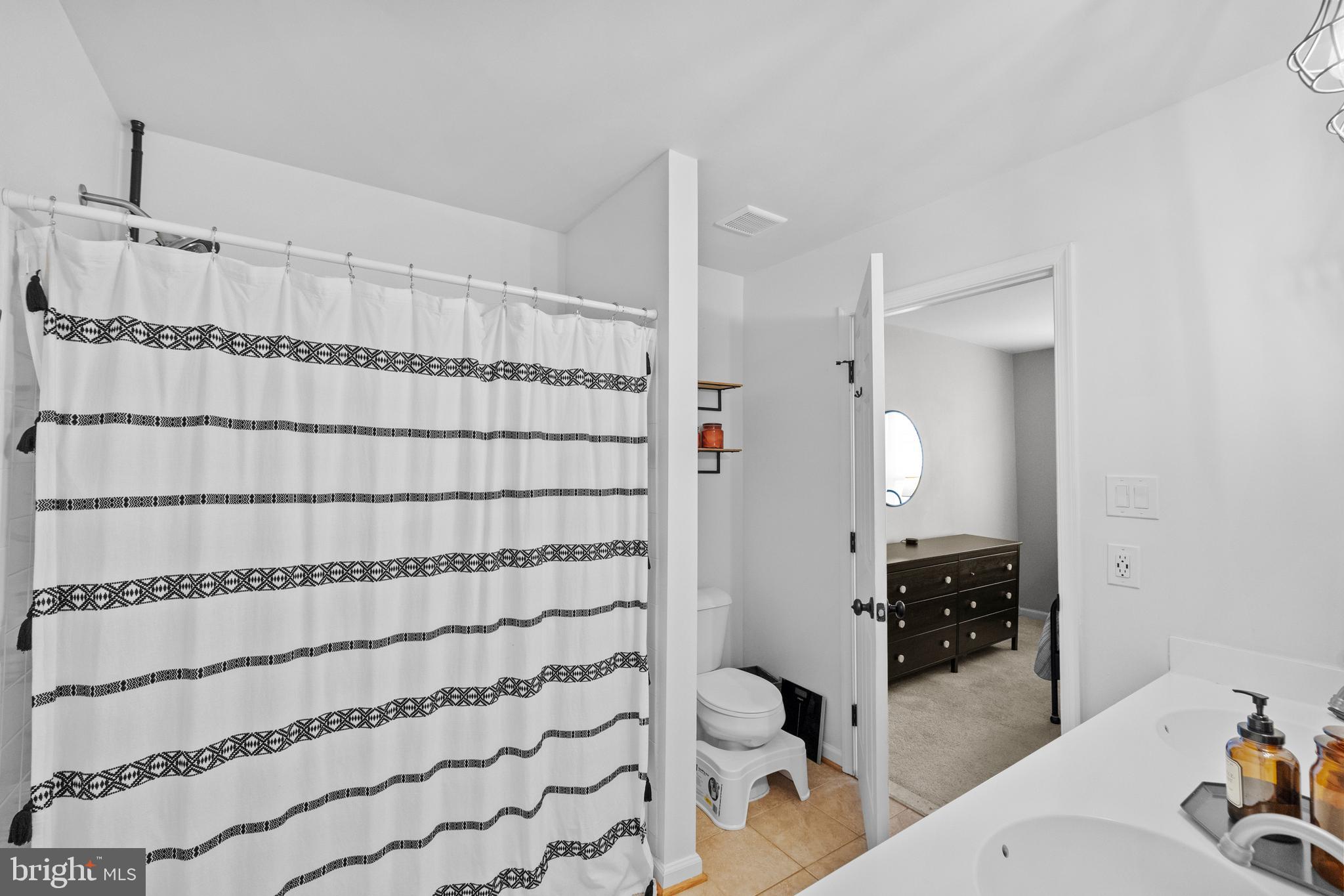 JAPONICA - Residential