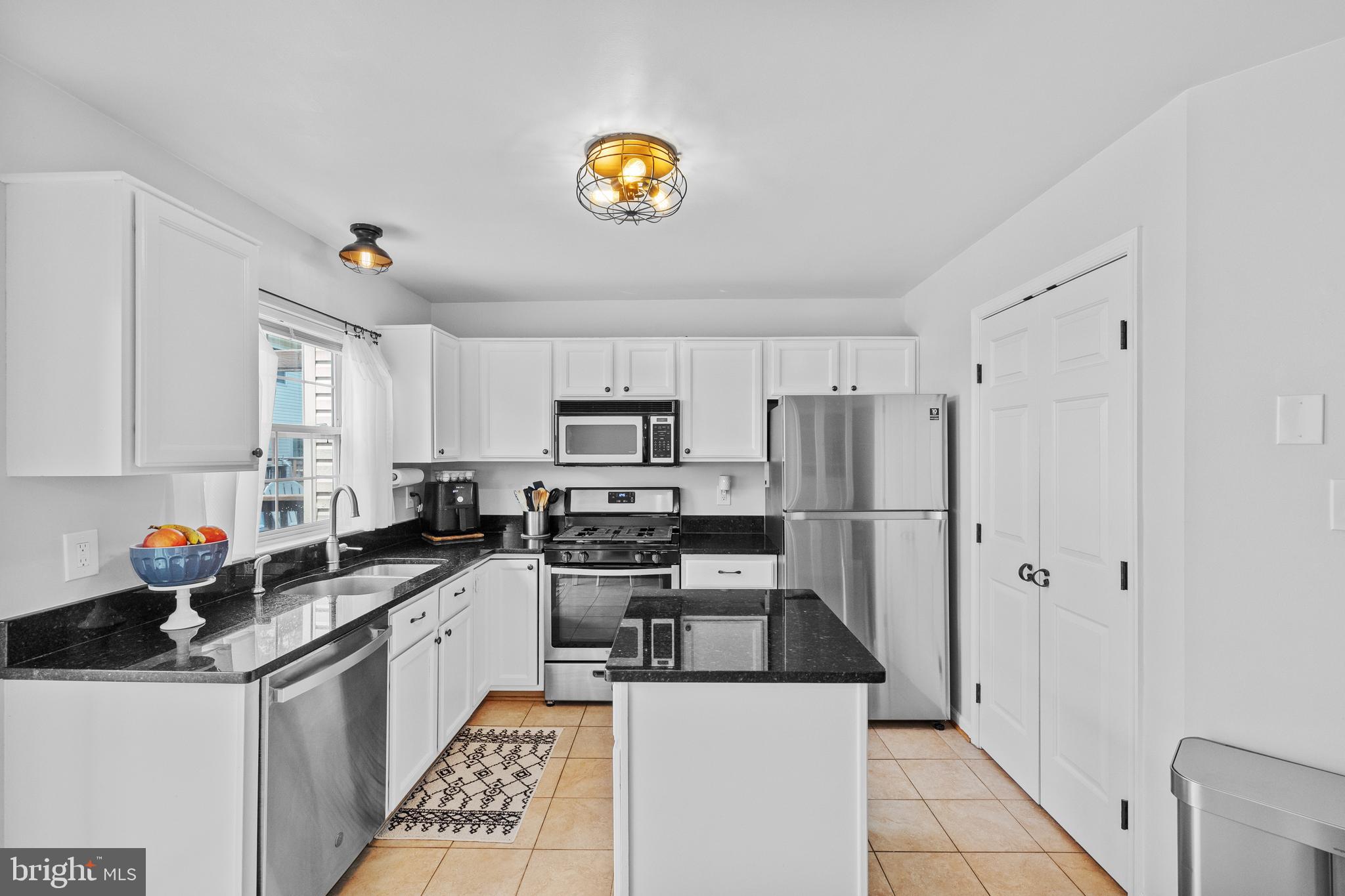 JAPONICA - Residential