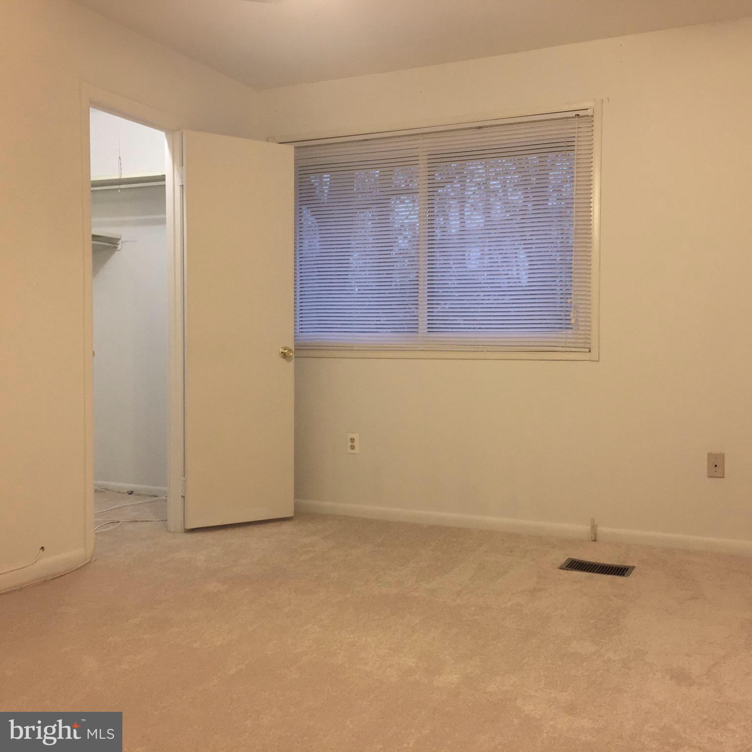 CINNAMON RIDGE CONDO - Residential Lease