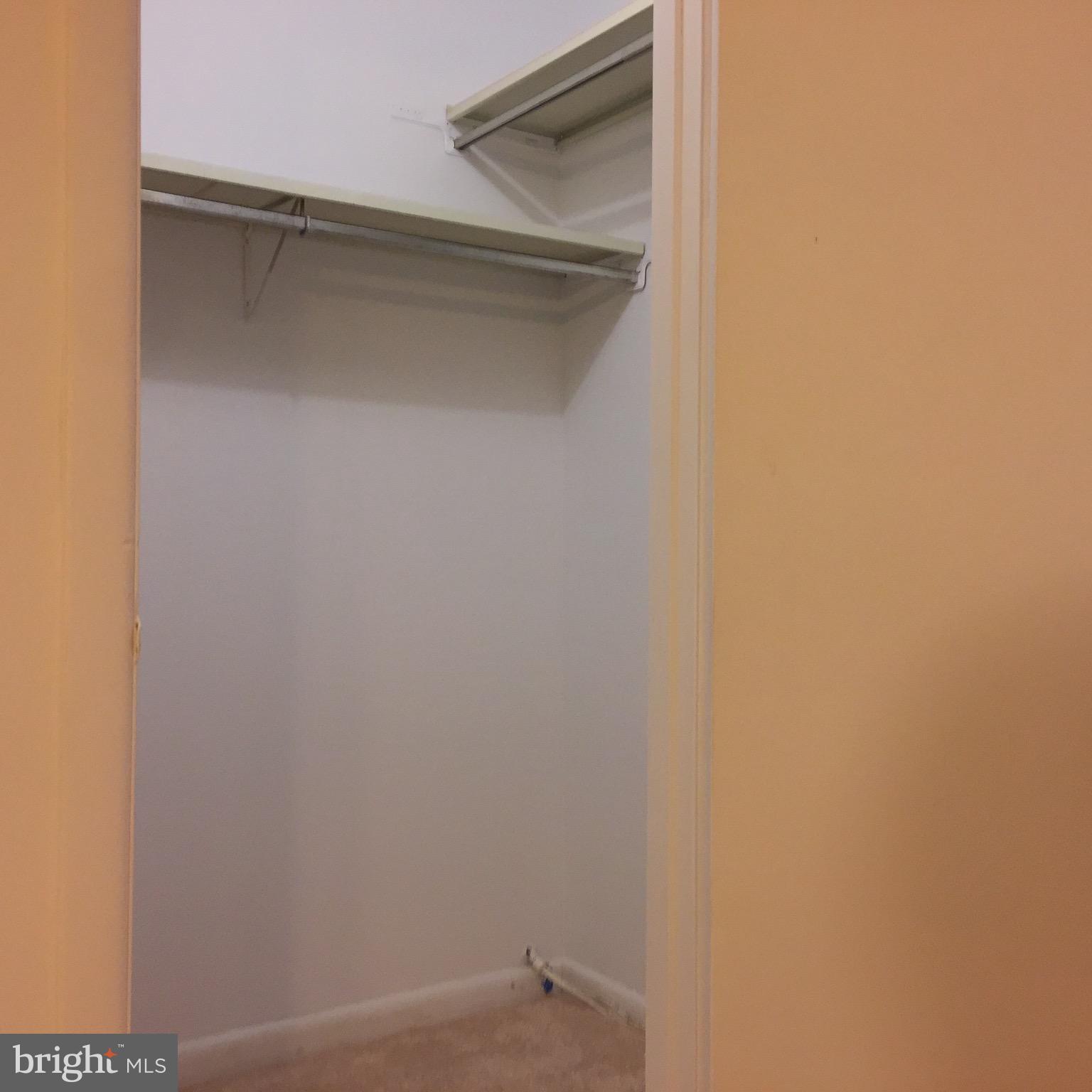 CINNAMON RIDGE CONDO - Residential Lease