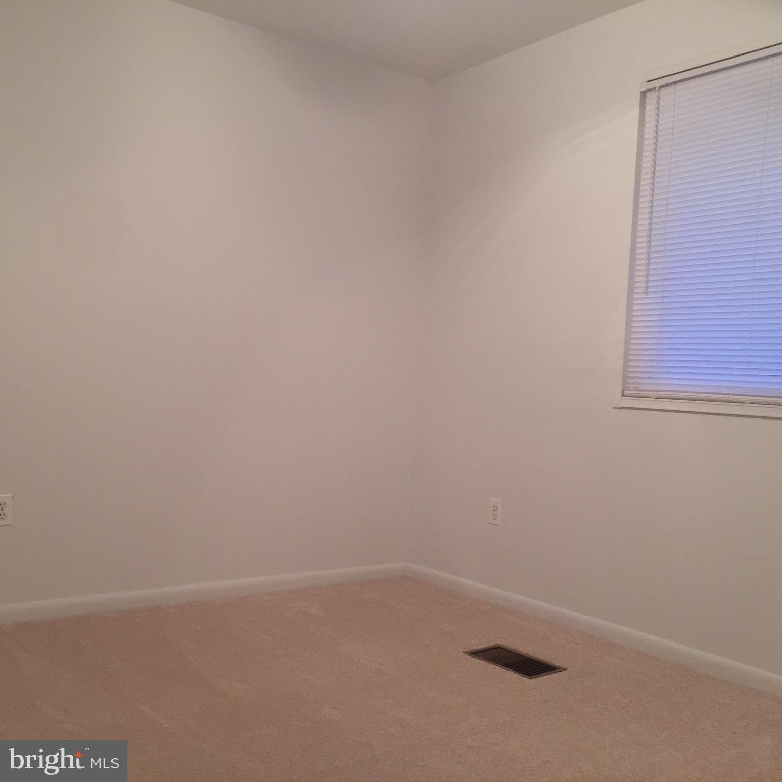 CINNAMON RIDGE CONDO - Residential Lease