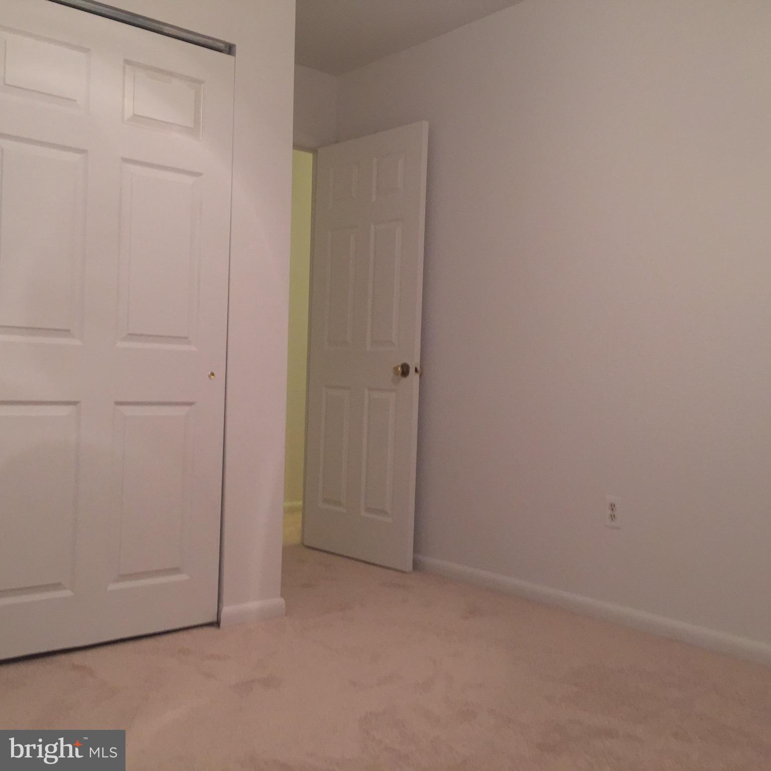 CINNAMON RIDGE CONDO - Residential Lease