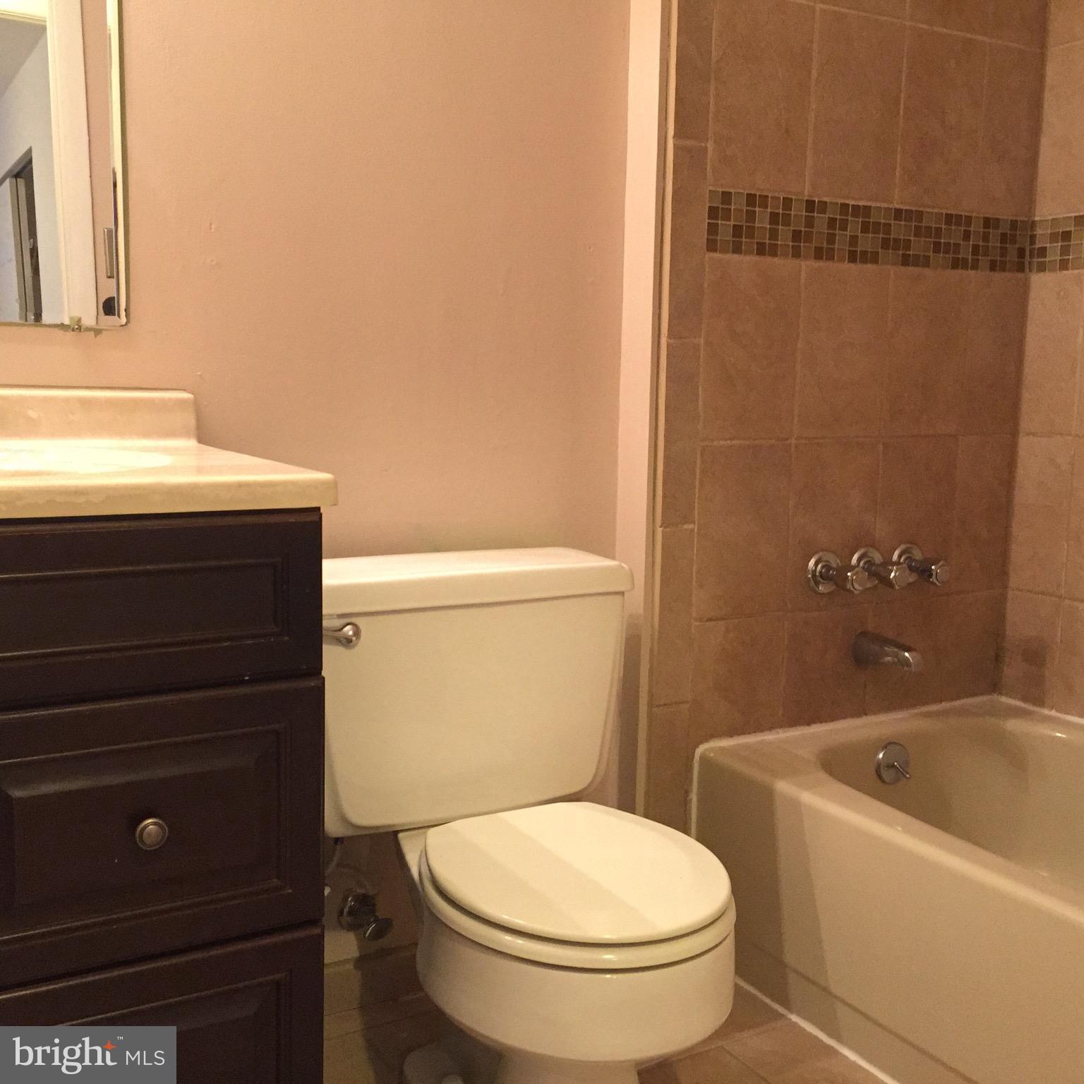 CINNAMON RIDGE CONDO - Residential Lease