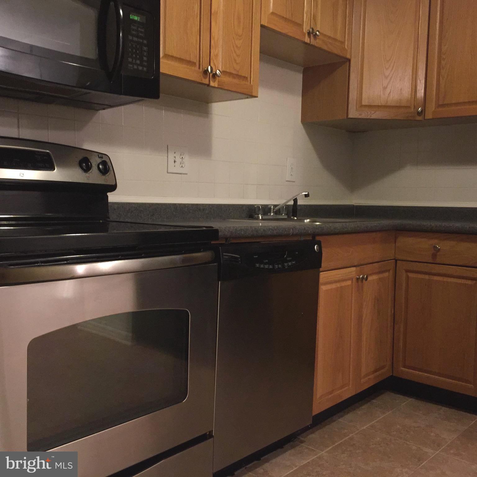 CINNAMON RIDGE CONDO - Residential Lease