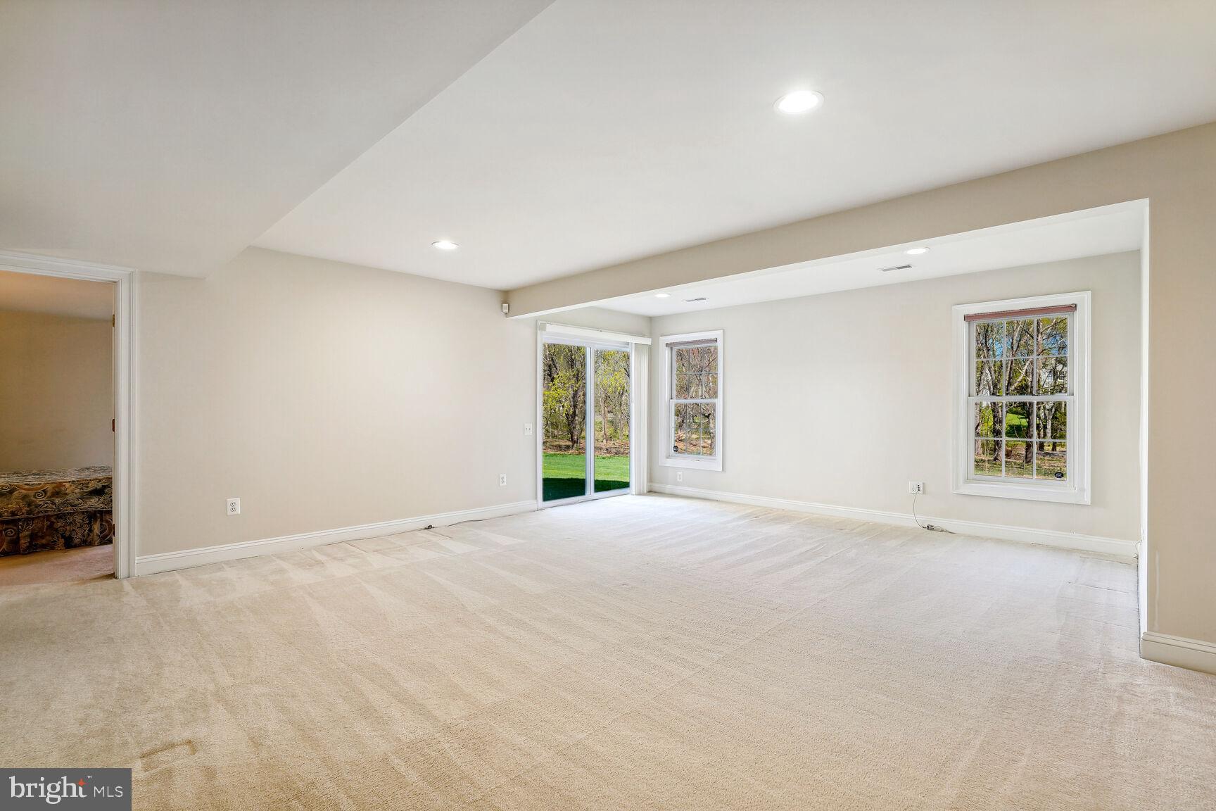 CLAGETT FARM - Residential