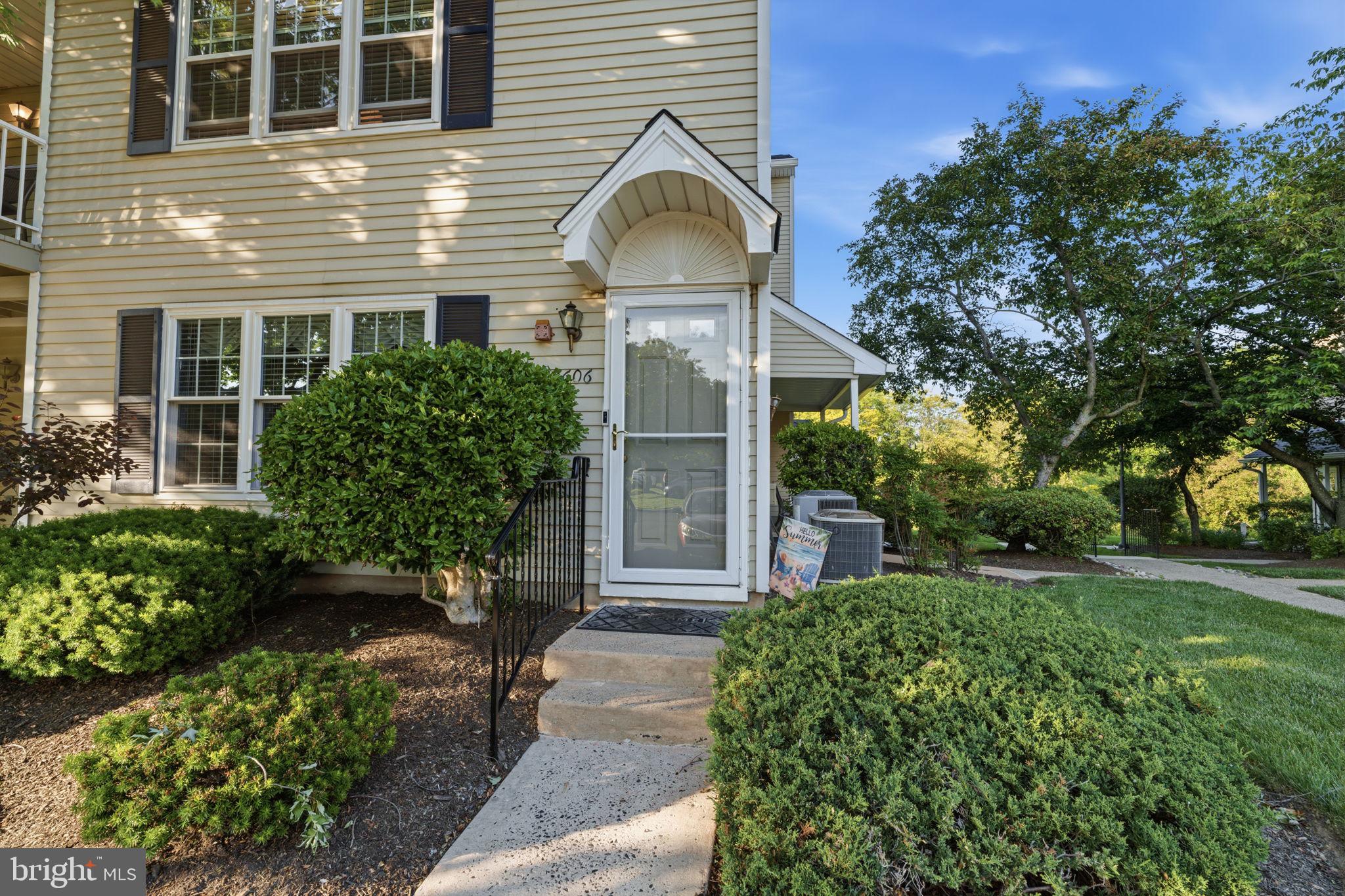 NEWTOWN GRANT - Residential