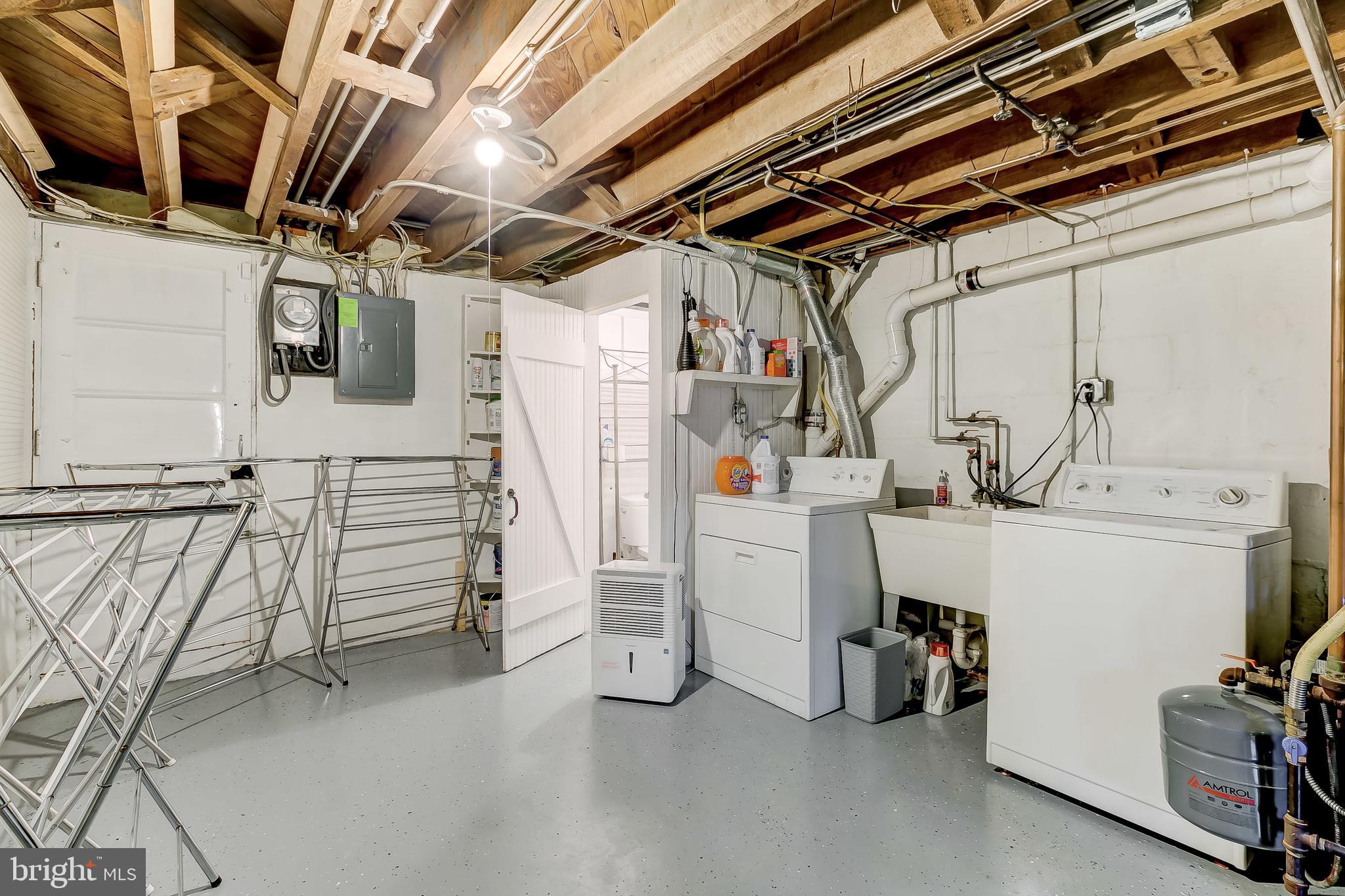 ORIGINAL NORTHWOOD - Residential