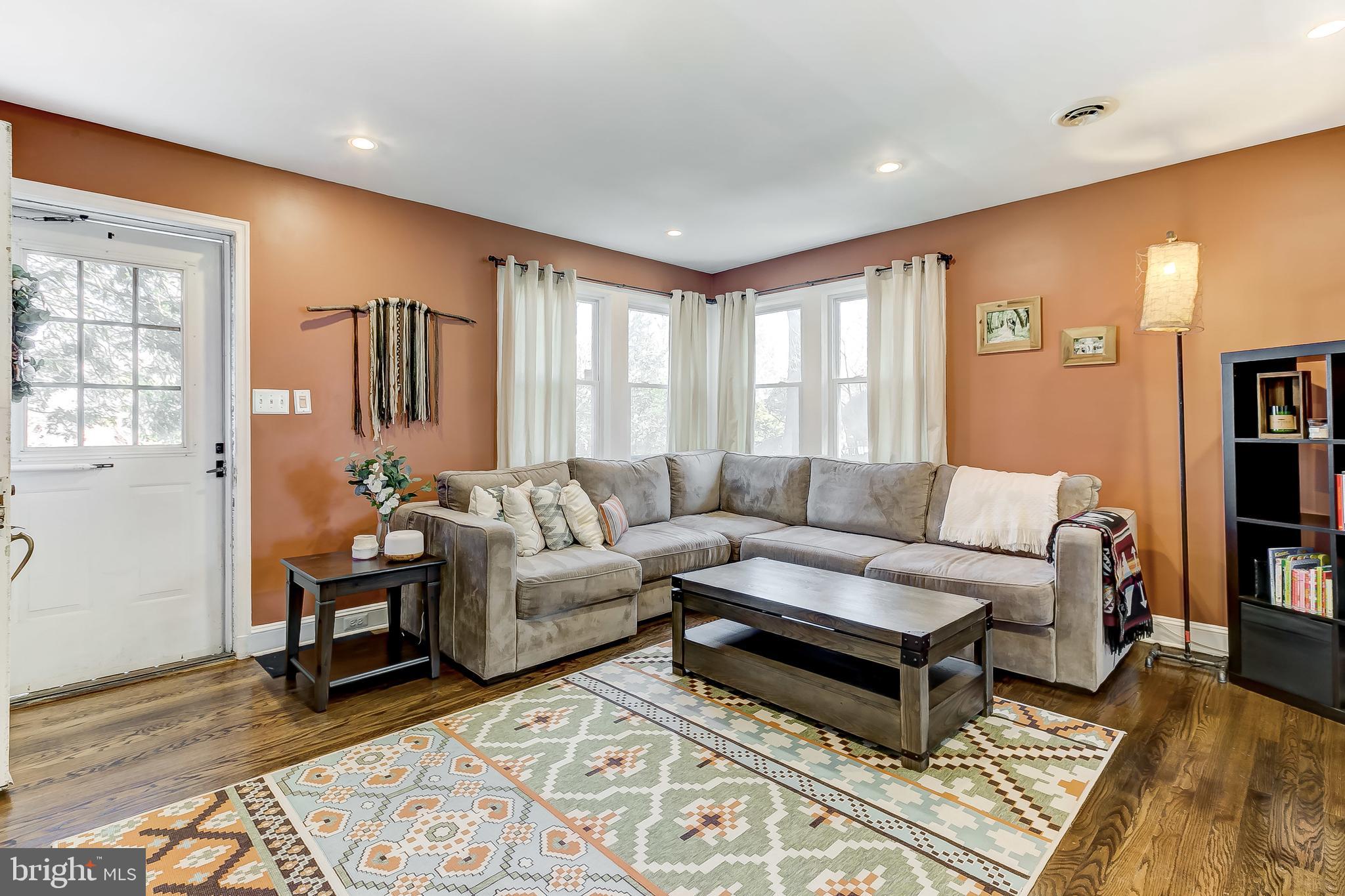 ORIGINAL NORTHWOOD - Residential