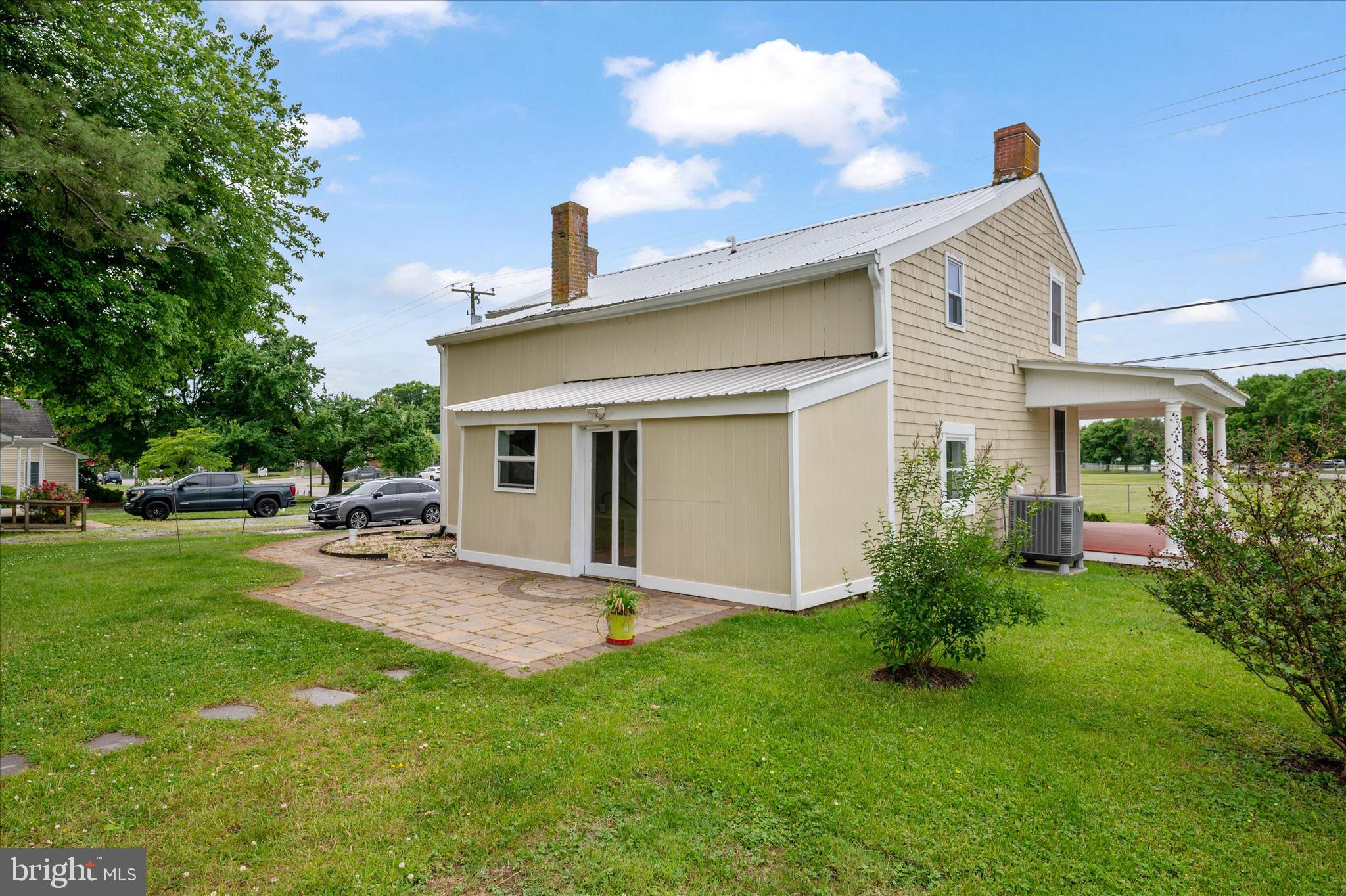 CHURCH HILL - Residential
