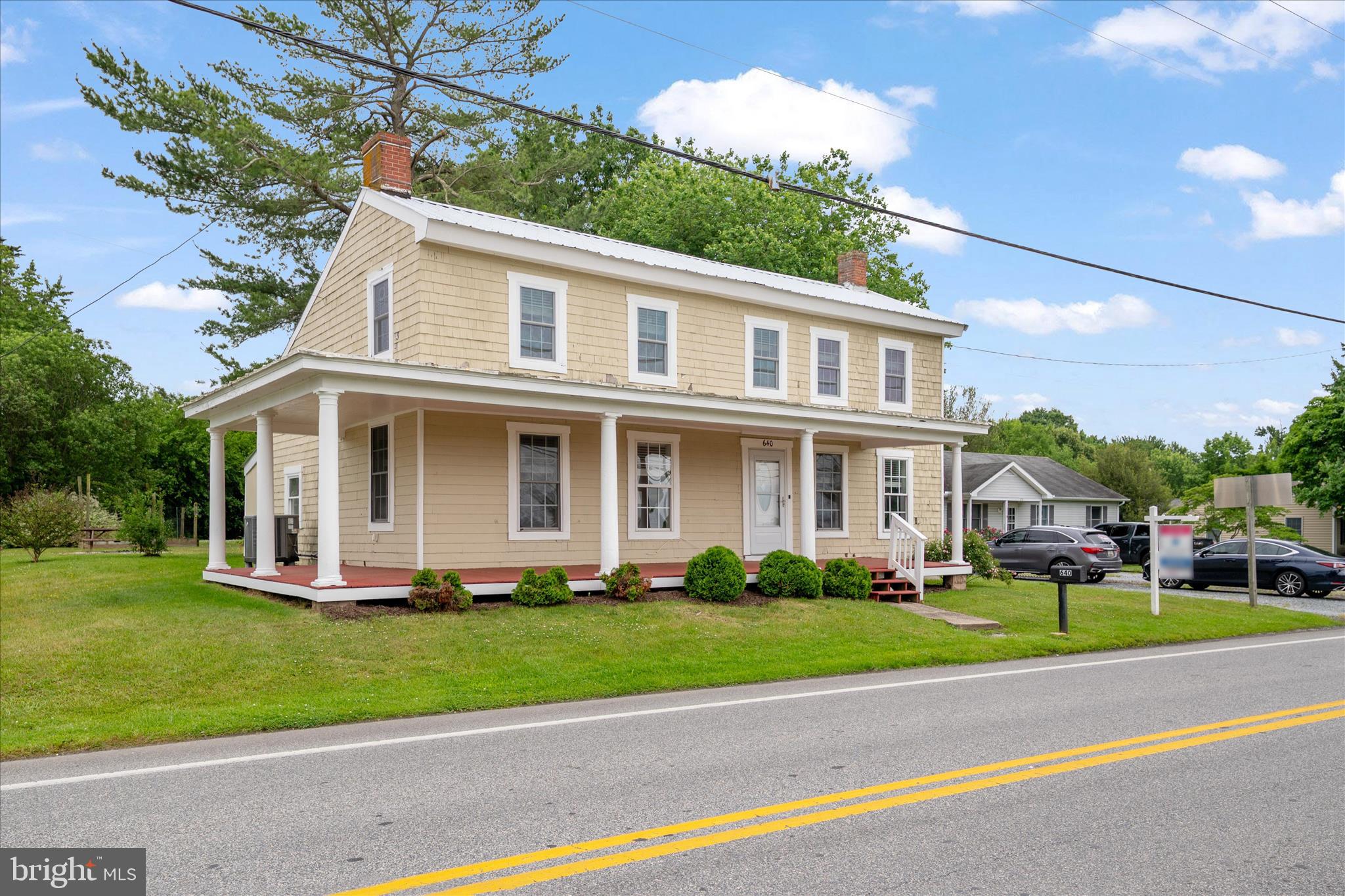 CHURCH HILL - Residential