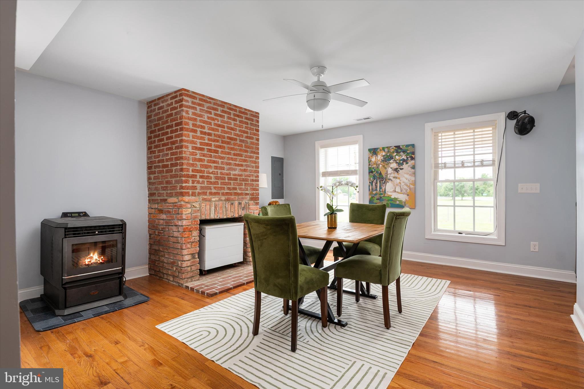 CHURCH HILL - Residential