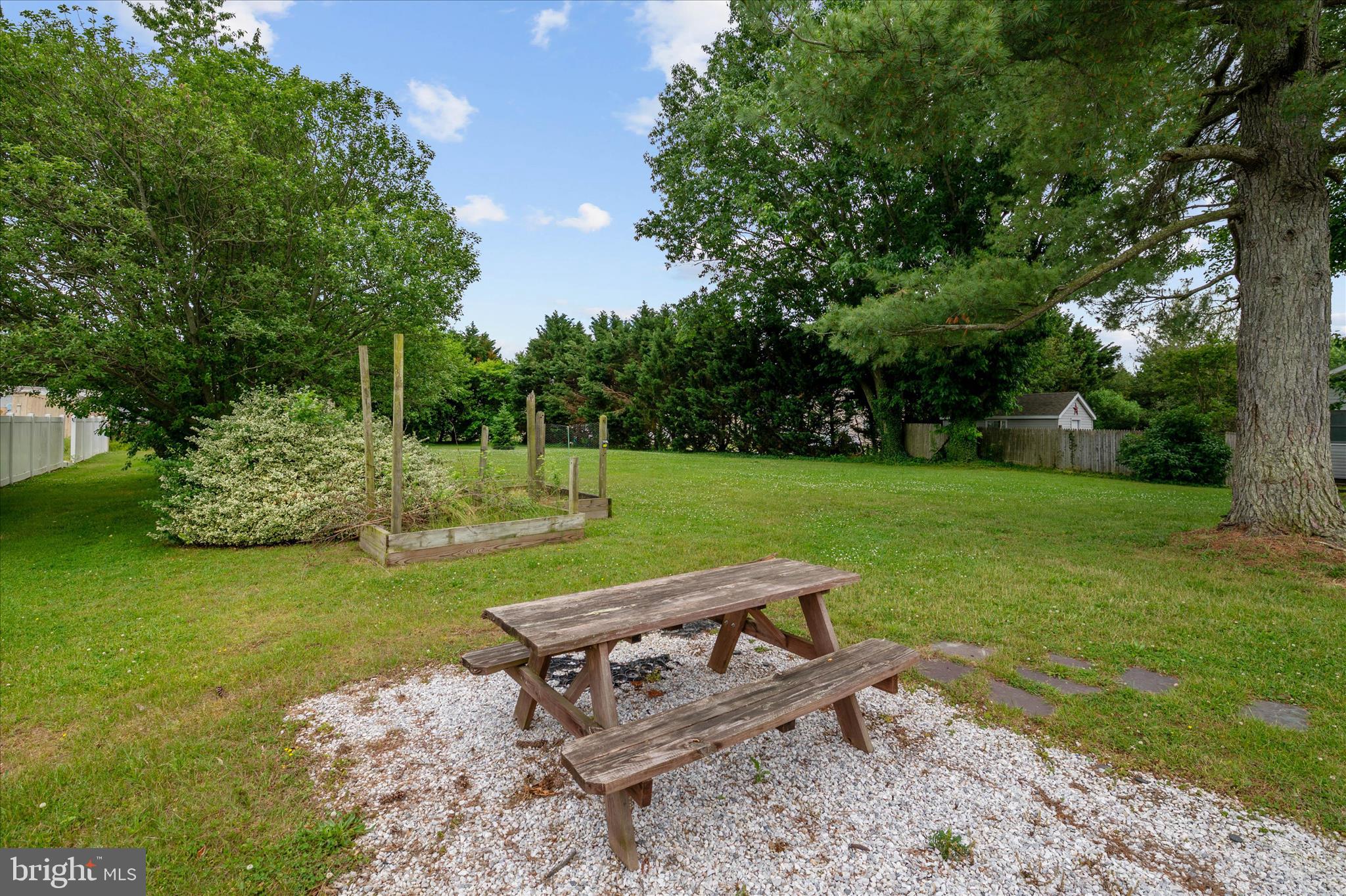 CHURCH HILL - Residential