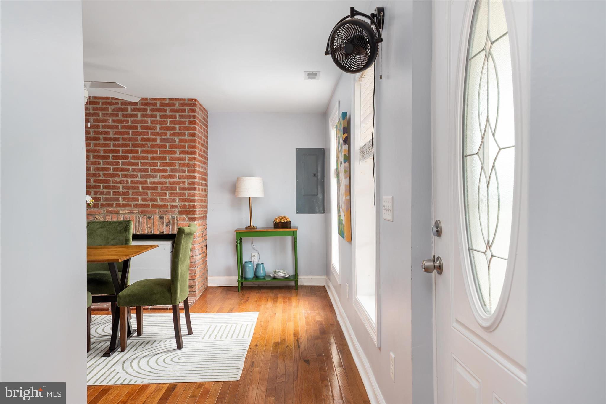 CHURCH HILL - Residential