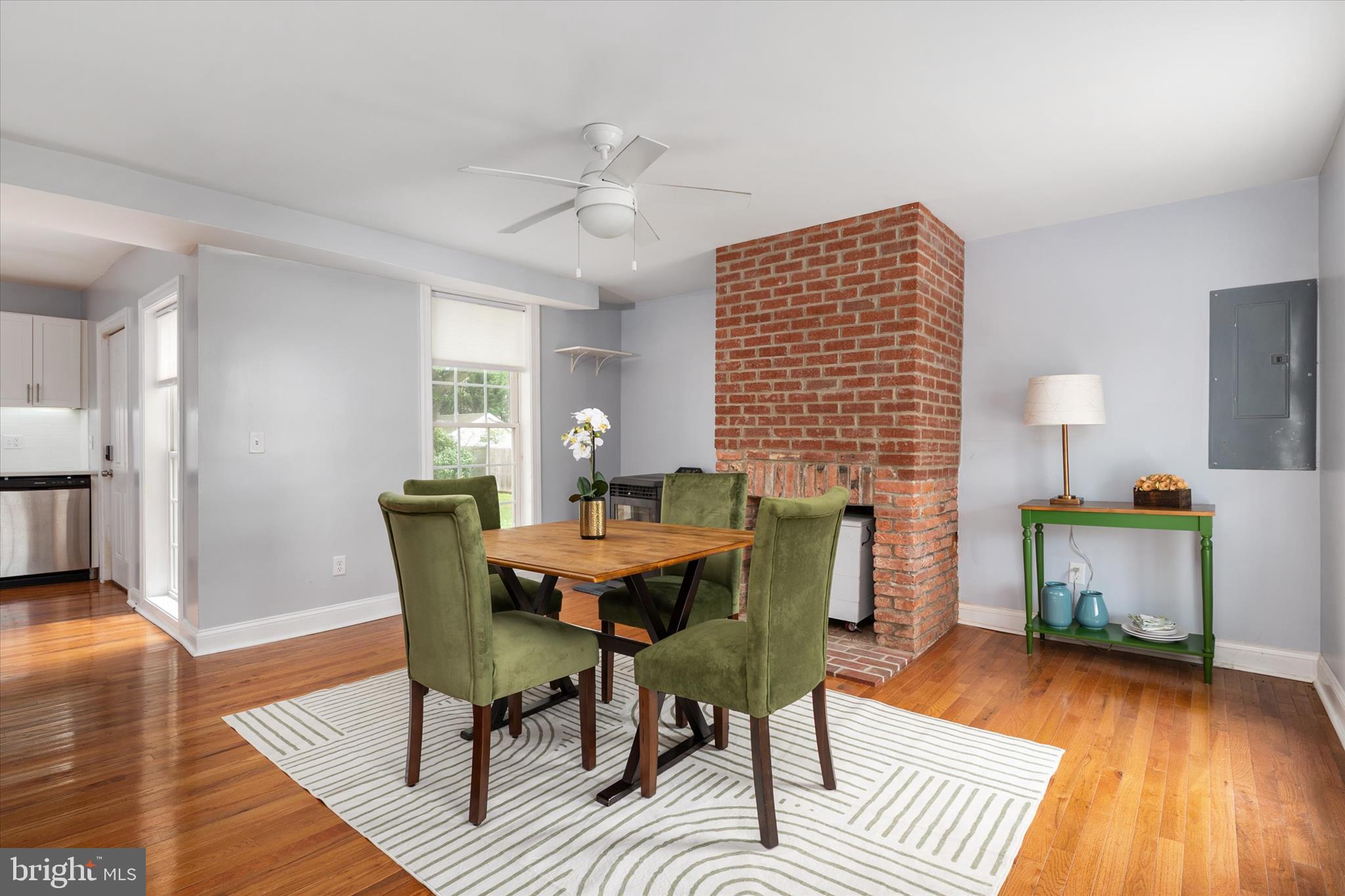 CHURCH HILL - Residential