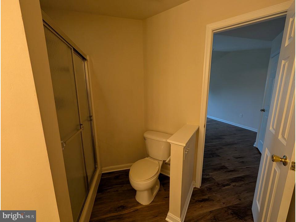 AVINGTON PARK - Residential