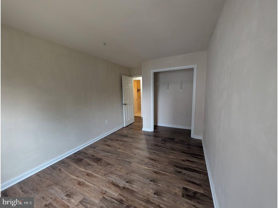 AVINGTON PARK - Residential