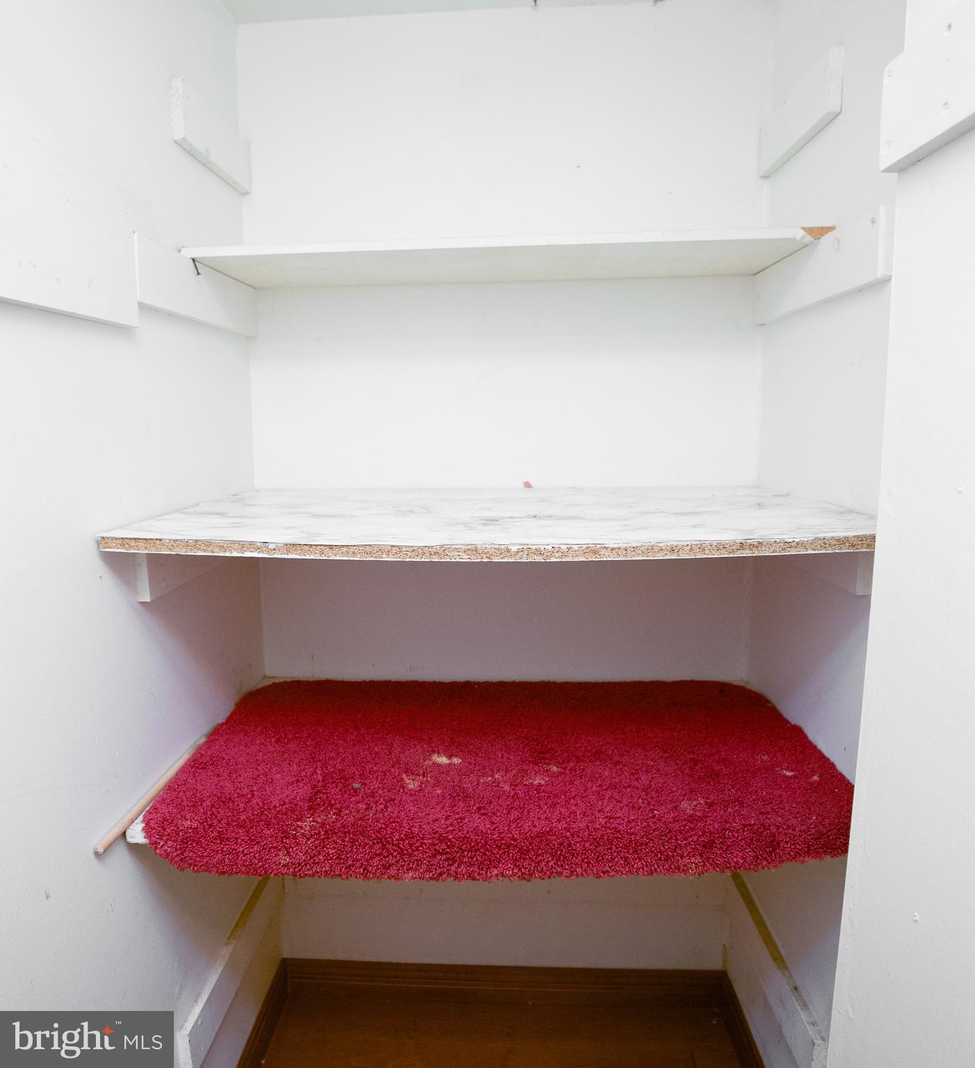 EAST FALLS - Residential