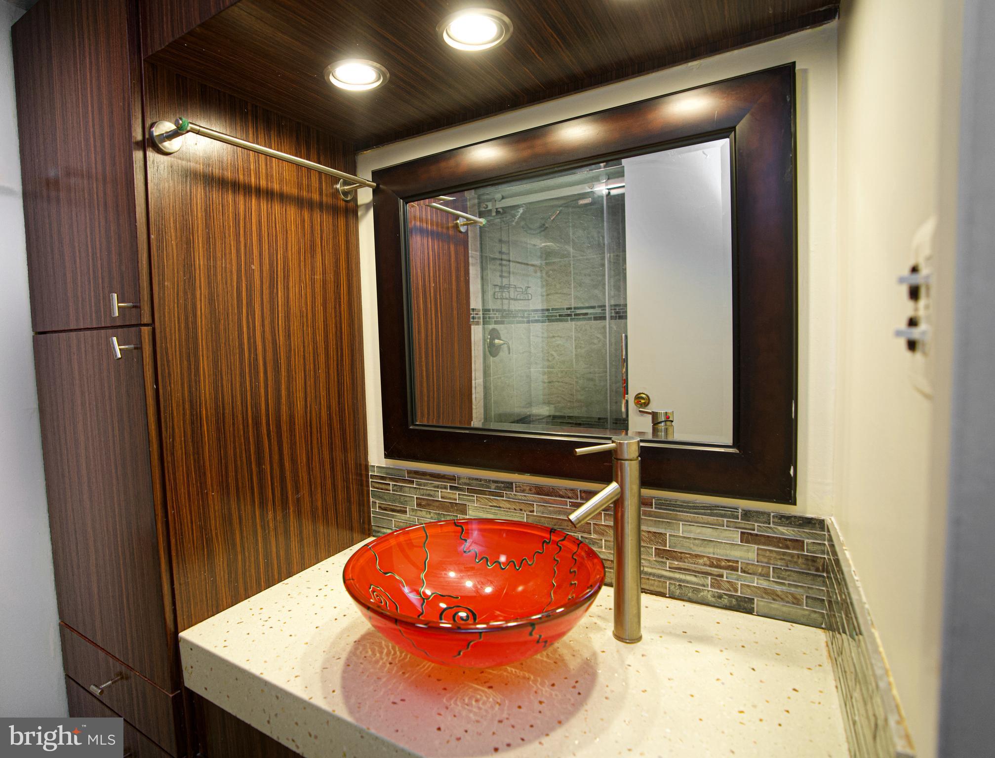 EAST FALLS - Residential