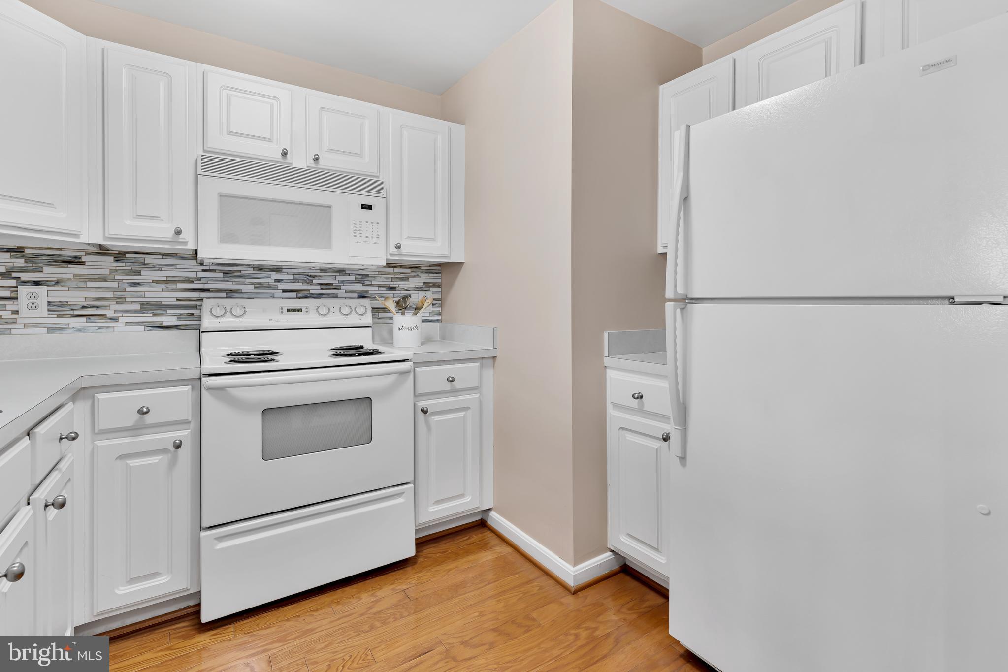 PIERSIDE AT HARBORVIEW - Residential