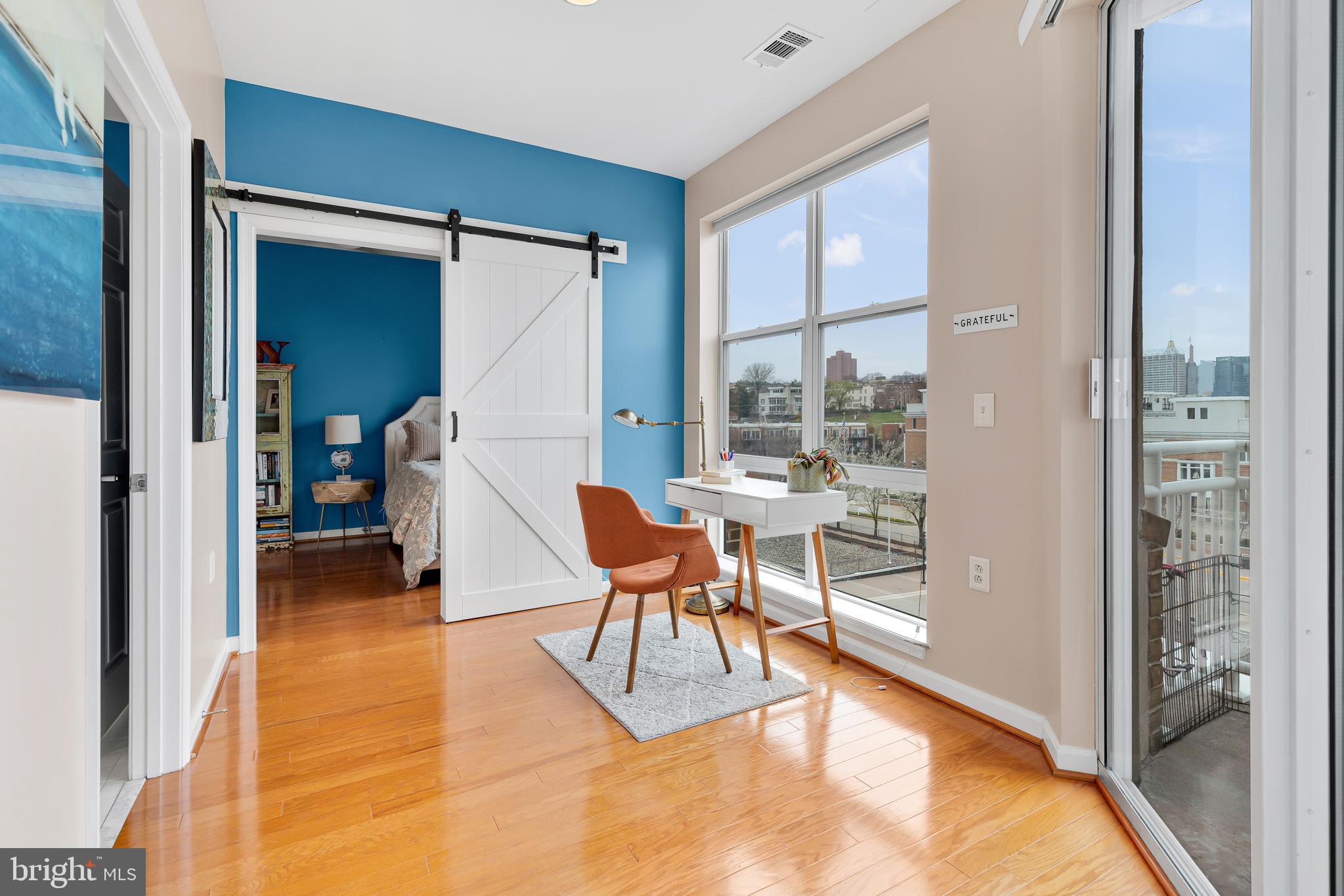 PIERSIDE AT HARBORVIEW - Residential