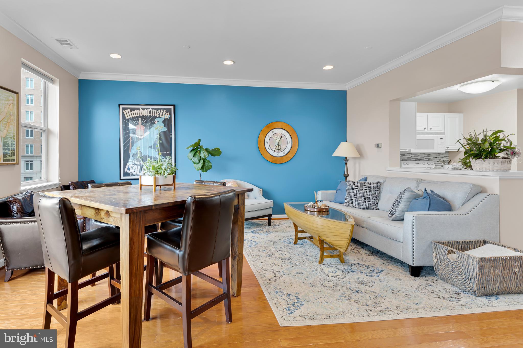 PIERSIDE AT HARBORVIEW - Residential