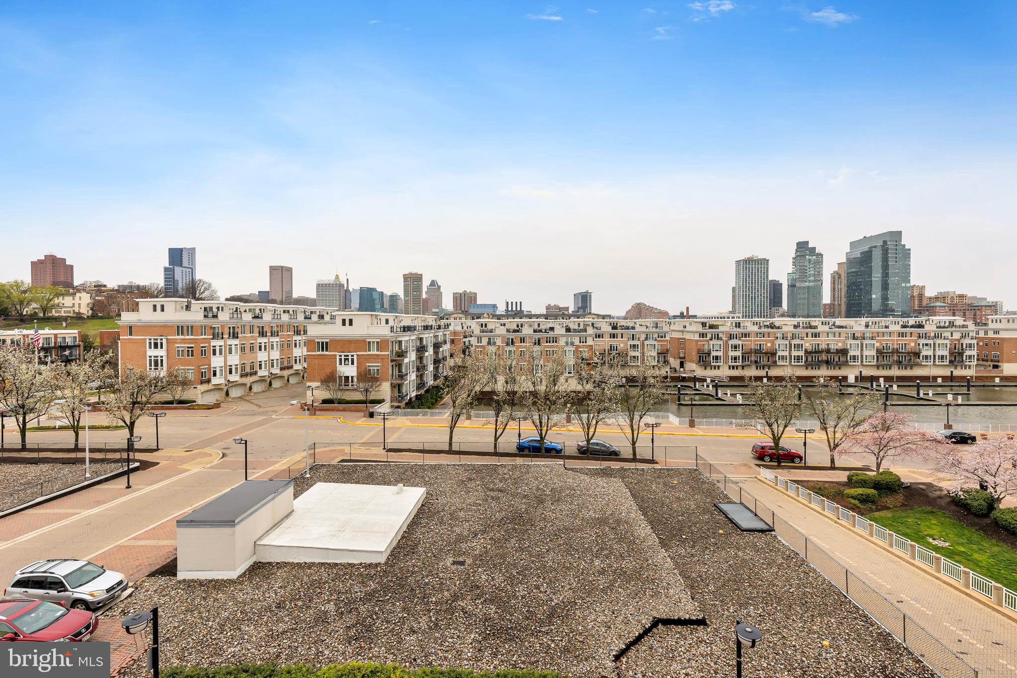 PIERSIDE AT HARBORVIEW - Residential