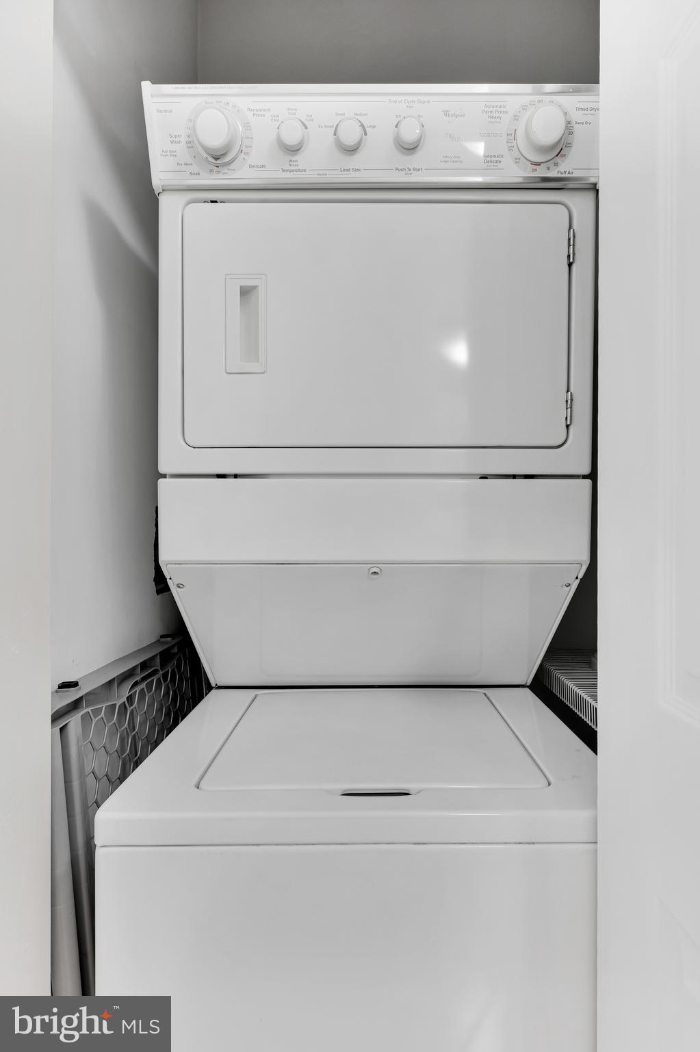 PIERSIDE AT HARBORVIEW - Residential