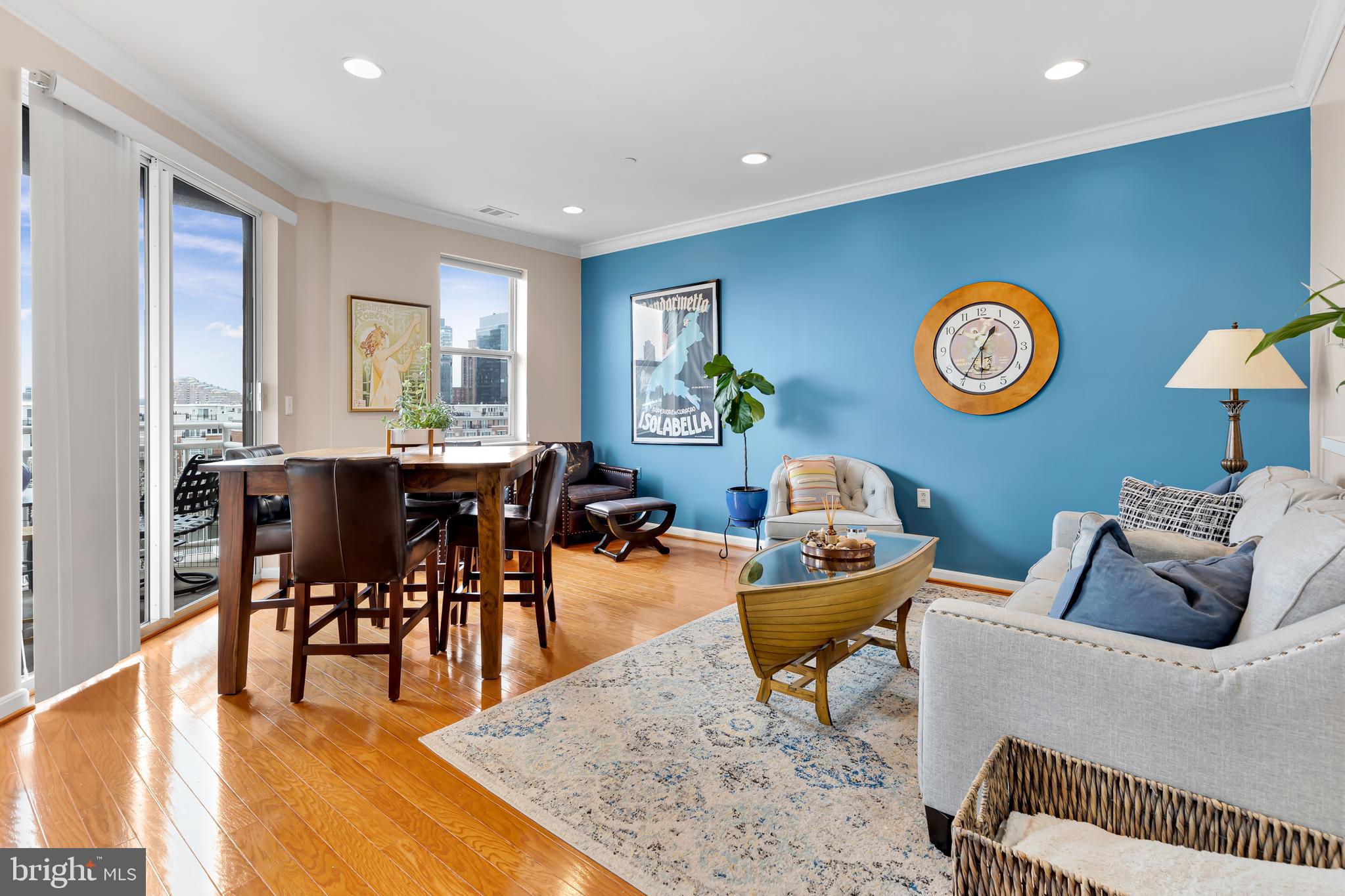 PIERSIDE AT HARBORVIEW - Residential