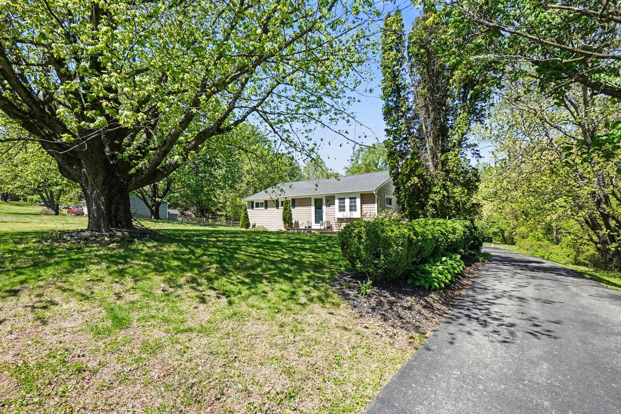 1324 SHARON ACRES ROAD