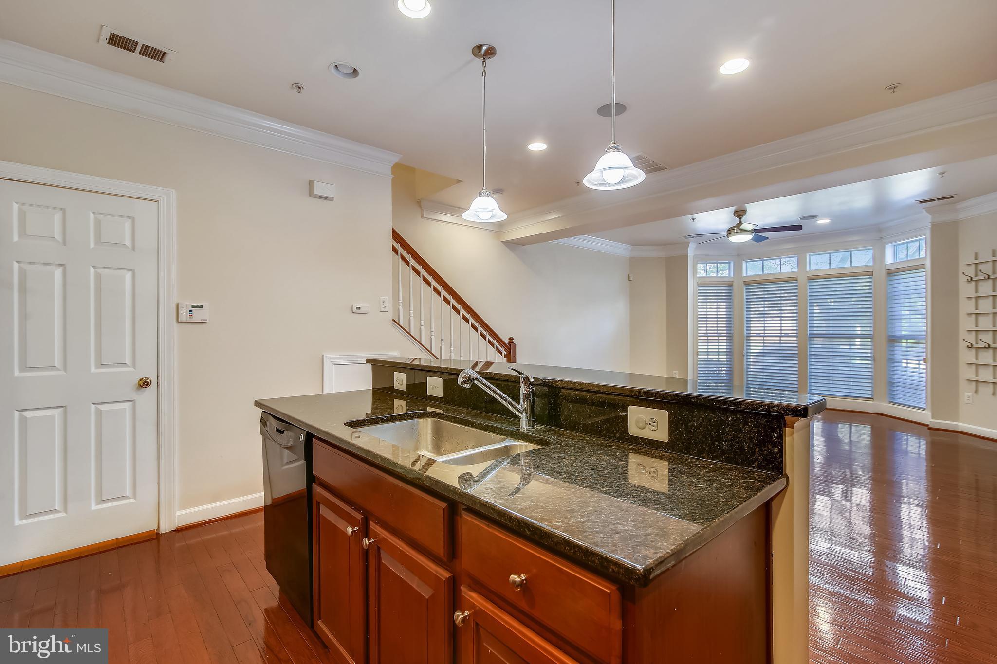 HIDDEN CREEK - Residential