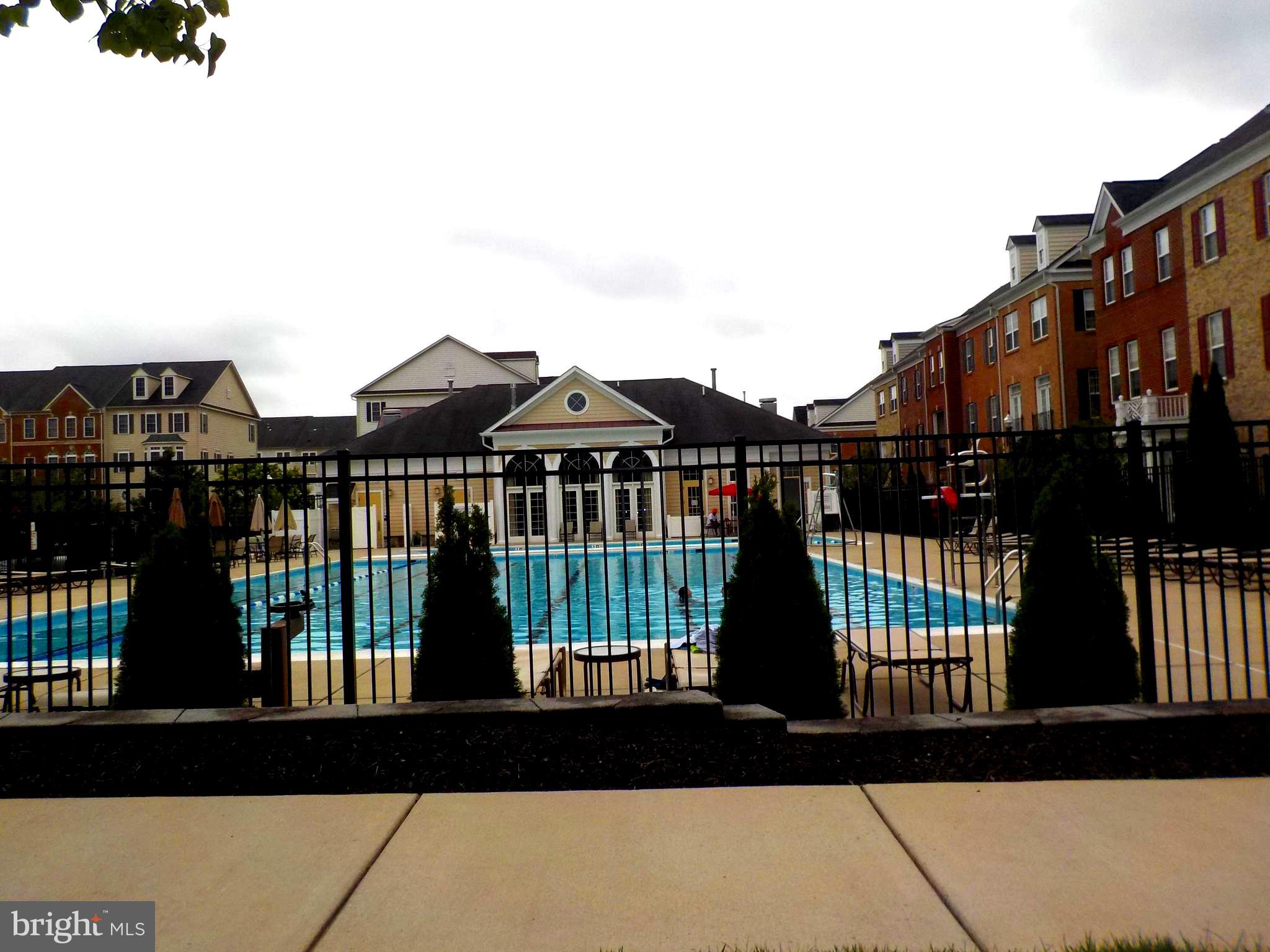 HIDDEN CREEK - Residential