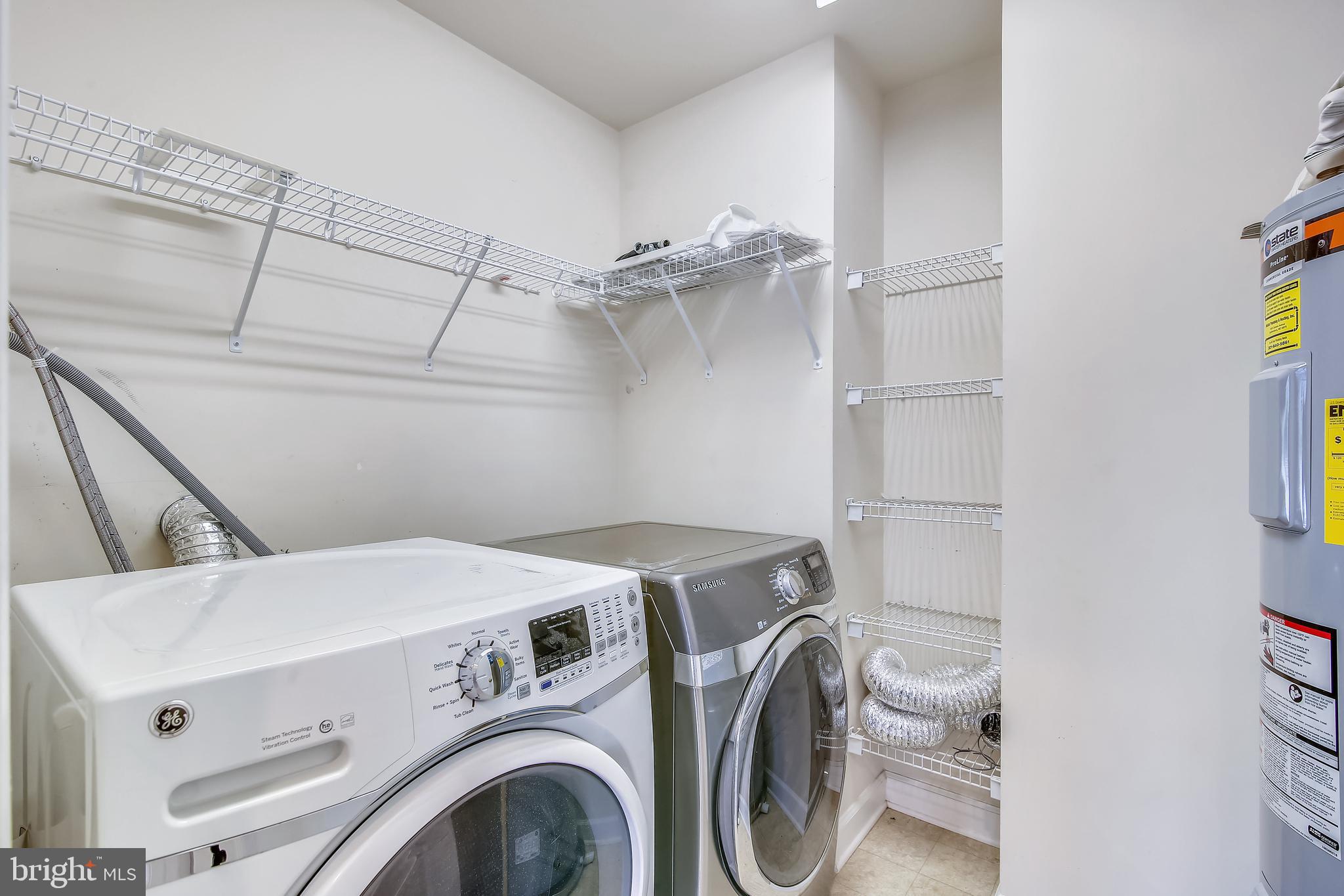 HIDDEN CREEK - Residential