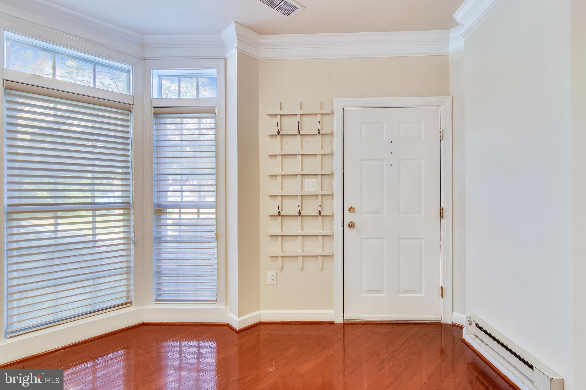 HIDDEN CREEK - Residential